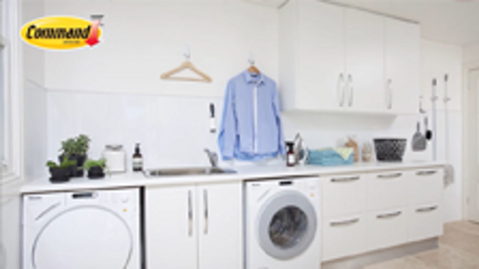 Command White Adhesive Clothes Hanger Damage-Free Self-Adhesive
