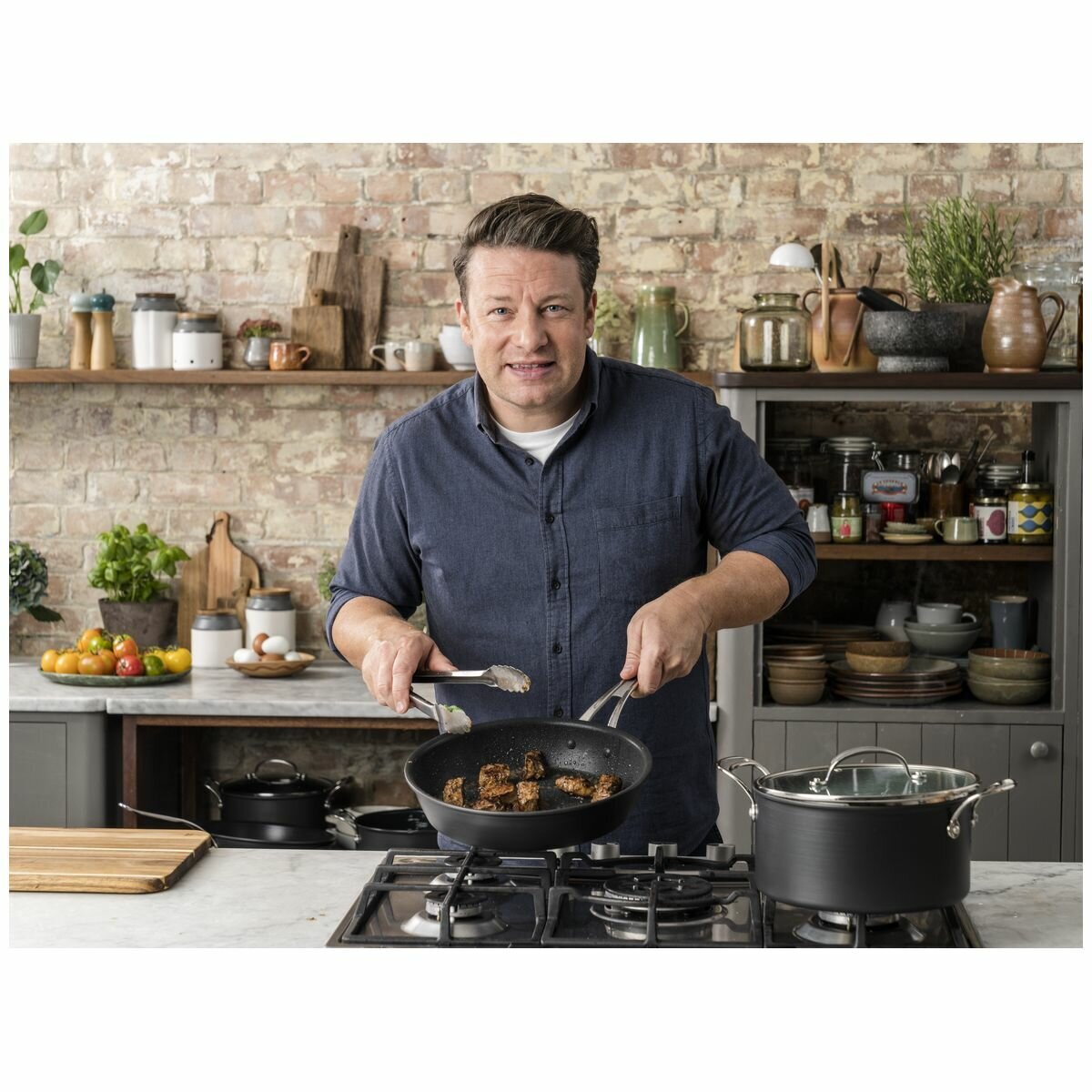 Tefal Jamie Oliver Cook's Classics 24cm Hard Anodised Non-Stick Induction Frypan - H9120444