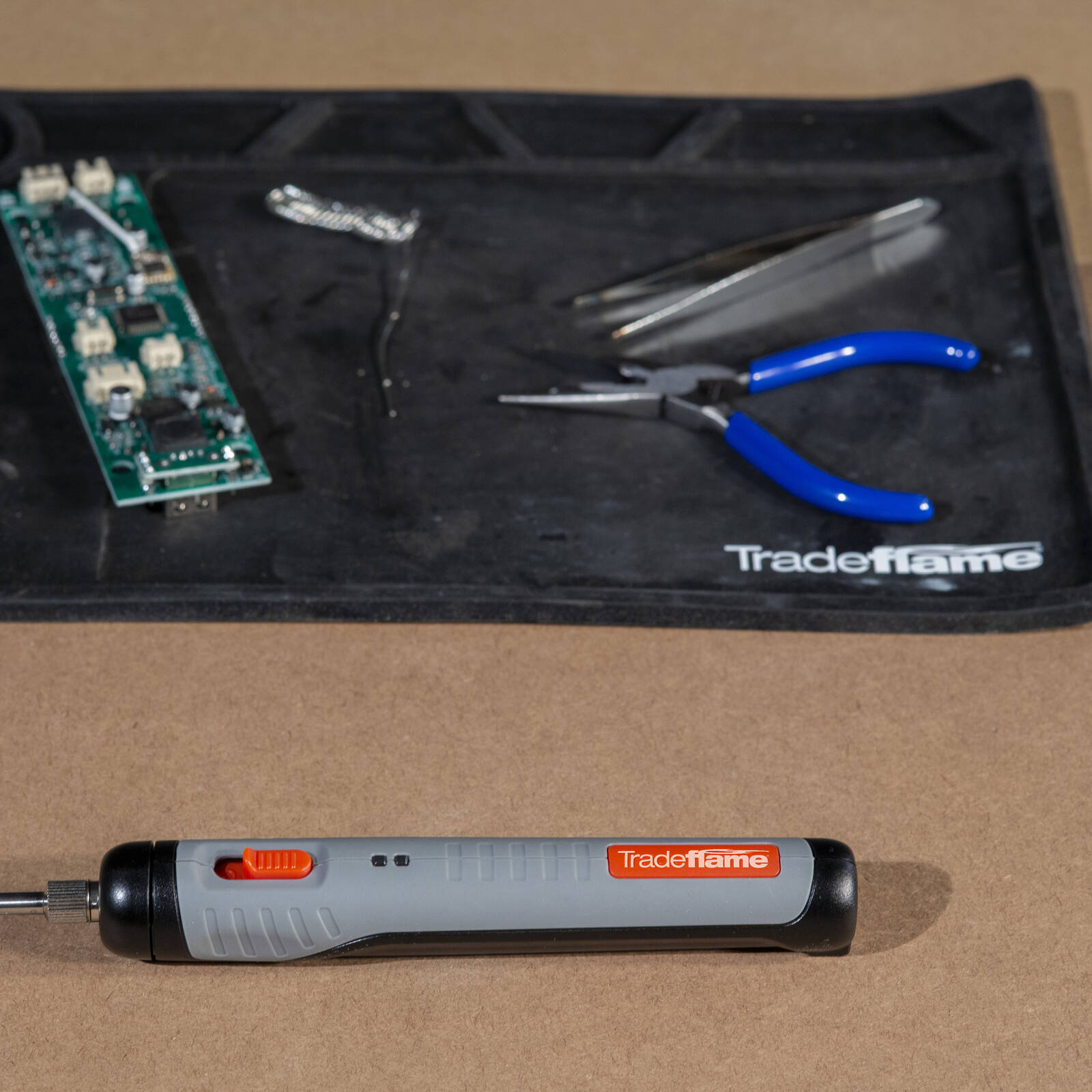 Tradeflame 12W Rechargeable Soldering Iron 218012