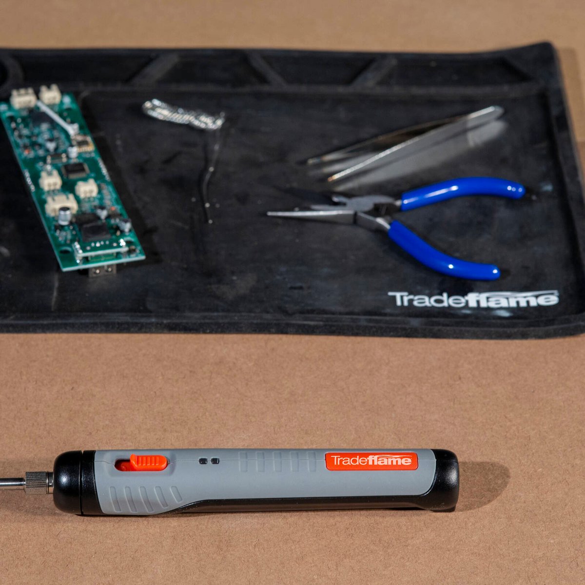 Tradeflame Rechargeable Soldering Iron - 12W - Li-ion - Cordless - SuperSaverAU - view 2