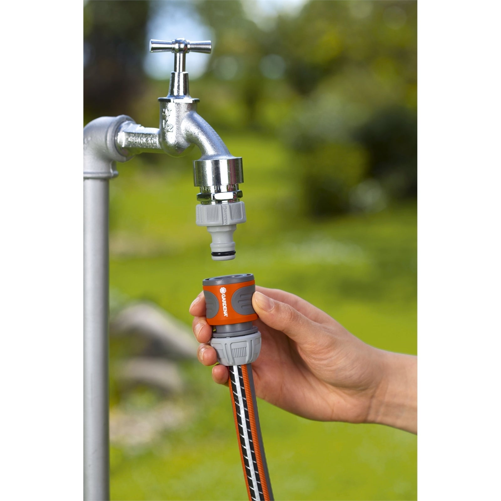 GARDENA 13mm Basic Hose Set, Adjustable Spray Nozzle, Connectors, 1000kPa