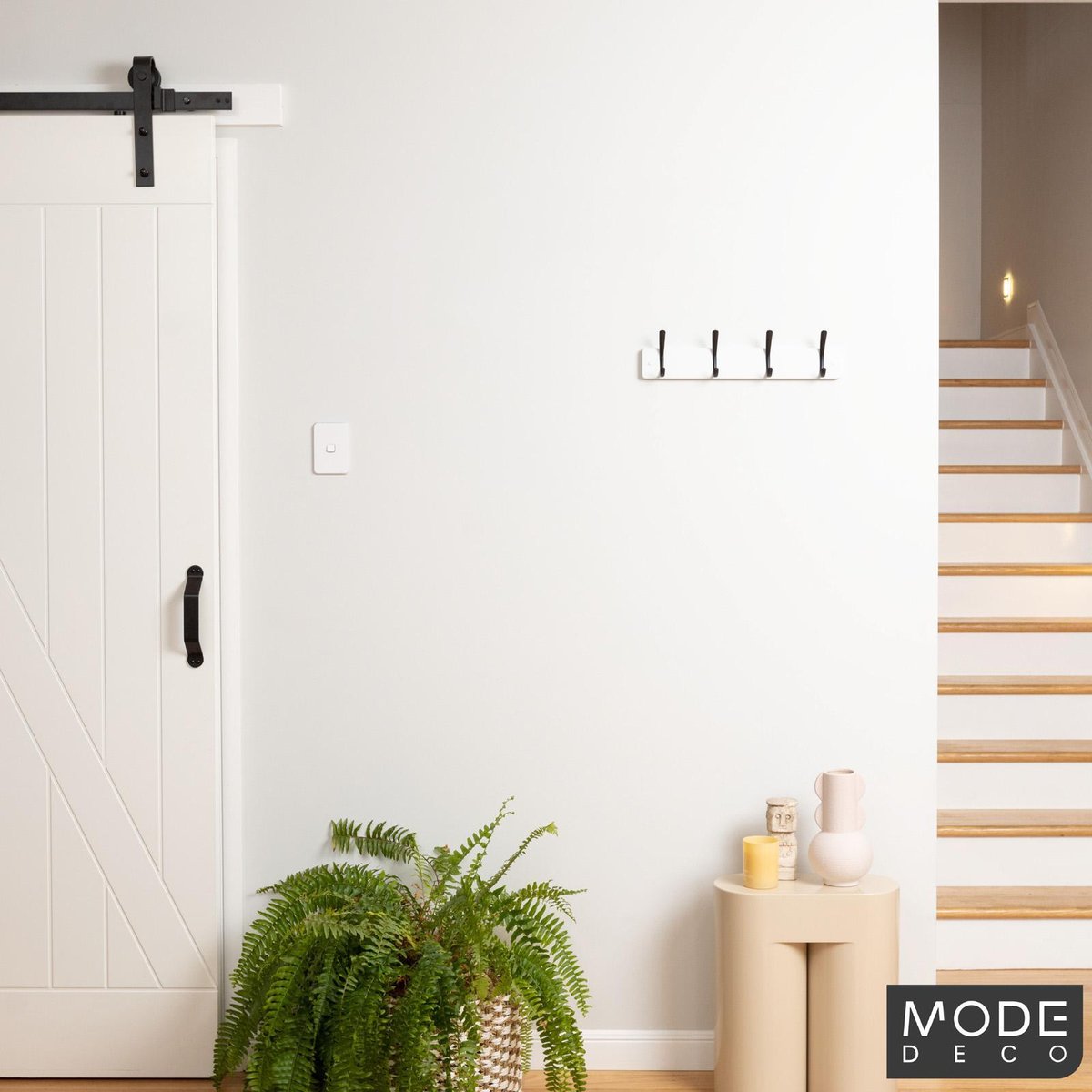 Mode 4 Black Hooks on White Board Hat & Coat Rack 450mm