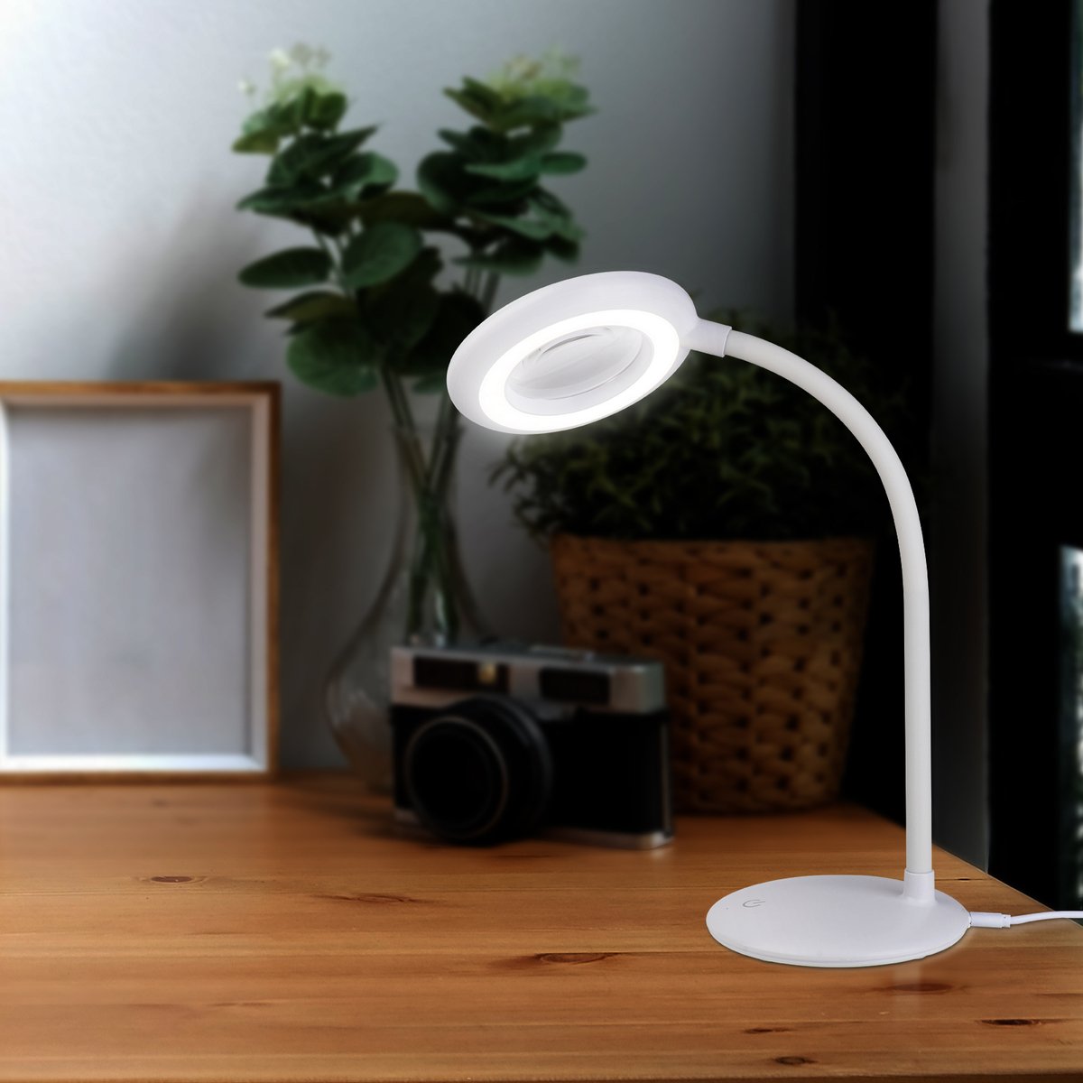 Verve Design Luka Magnifying Desk Lamp 5W LED ATL420