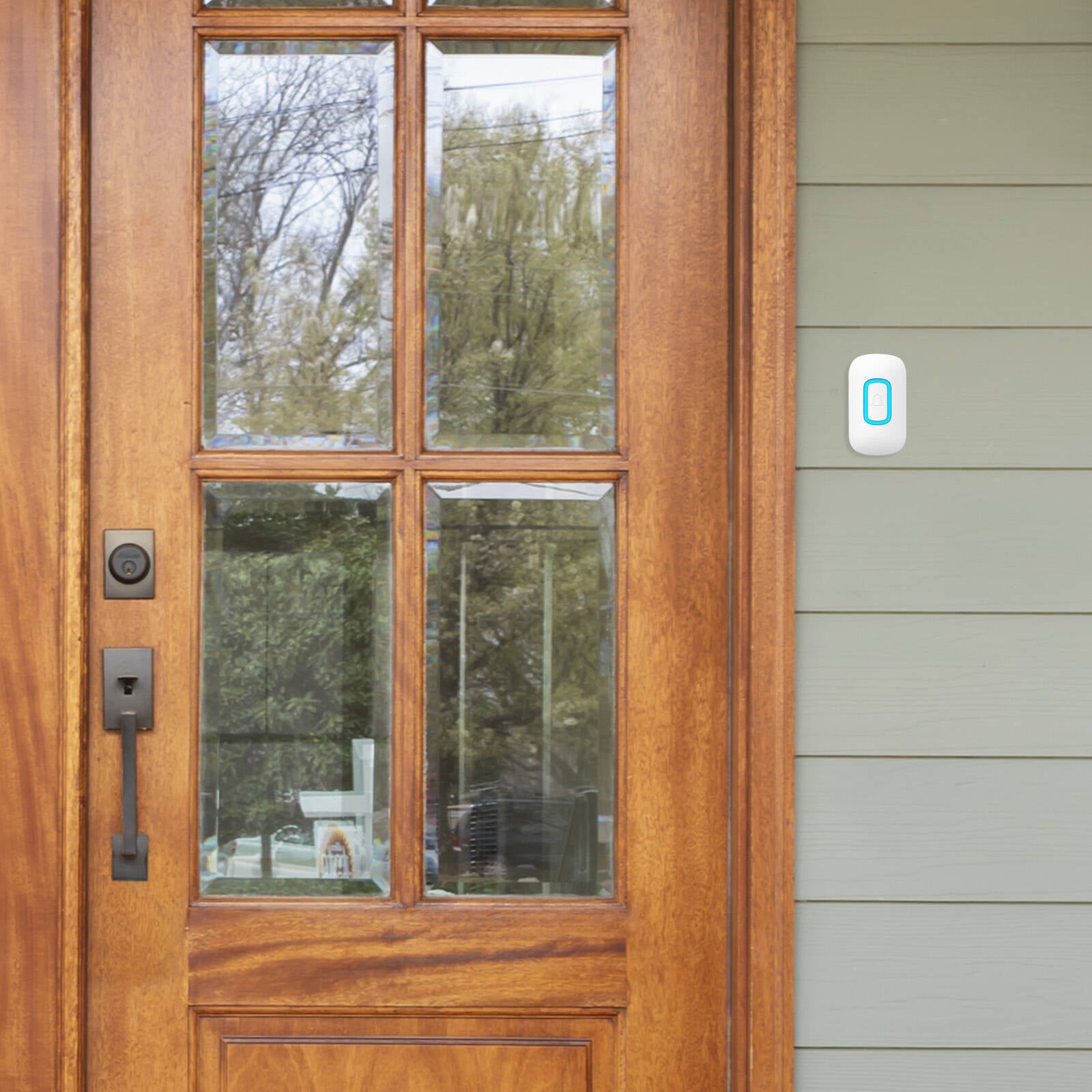 Arlec White 200m Wireless Plug-in RGB Door Chime With Push Button DCAP01