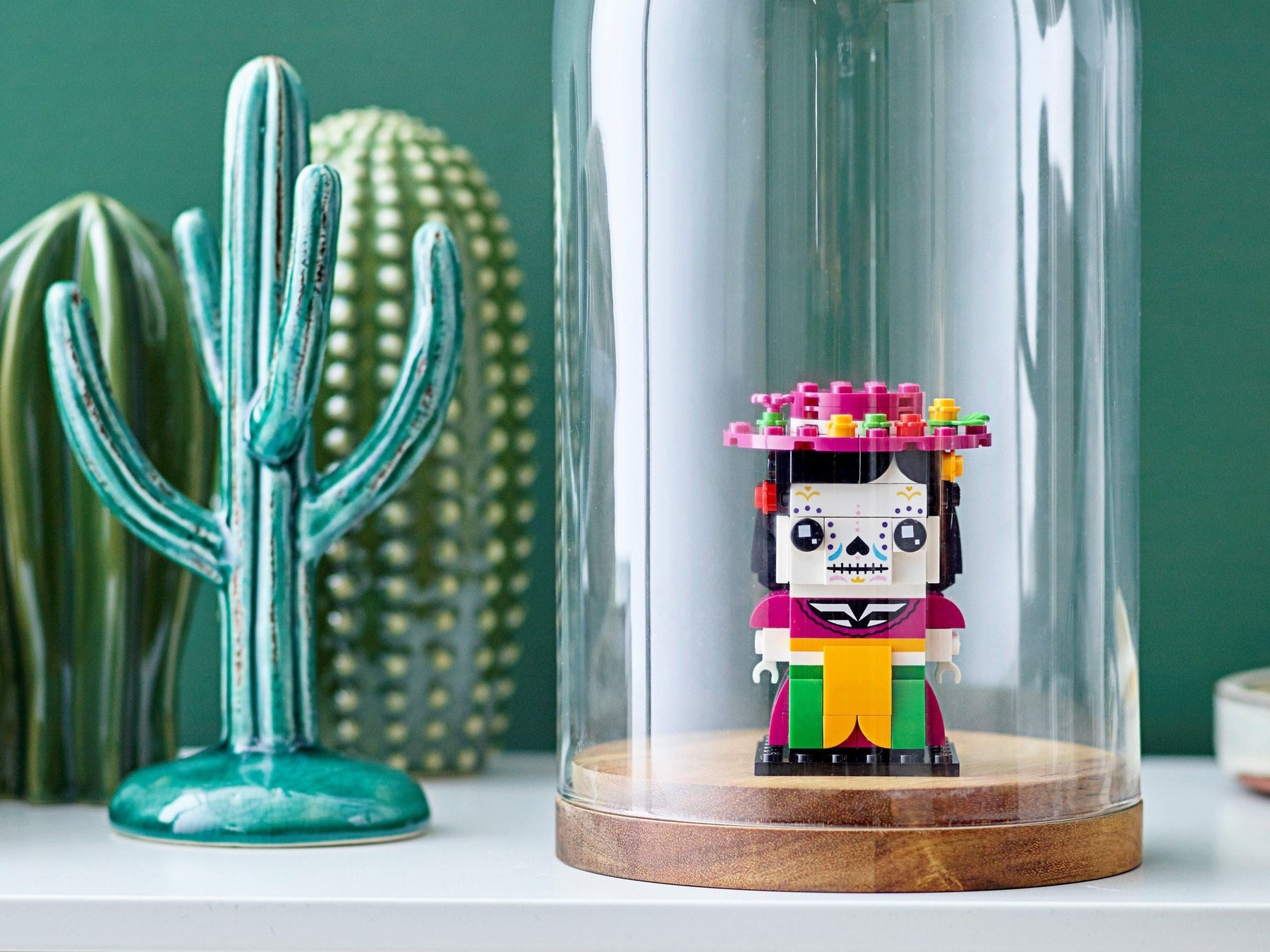 LEGO 40492 La Catrina BrickHeadz Dia de los Muertos Set - SuperSaverAU - view 4