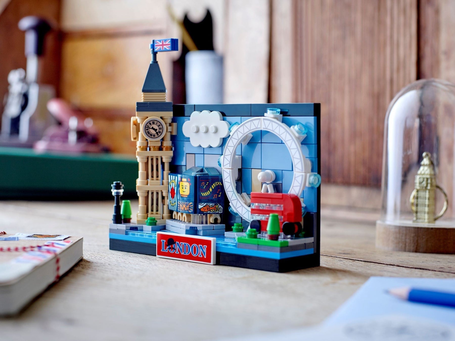 LEGO Creator Series 40569 London Postcard- Auzzi Store