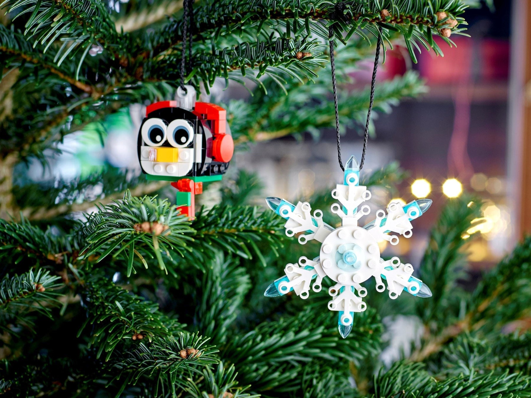 LEGO 40572 Penguin & Snowflake Set - SuperSaverAU - view 3