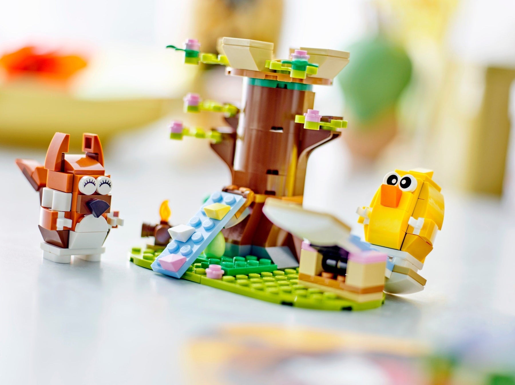 LEGO 40709 Spring Animal Playground - Easter Theme - SuperSaverAU - view 4