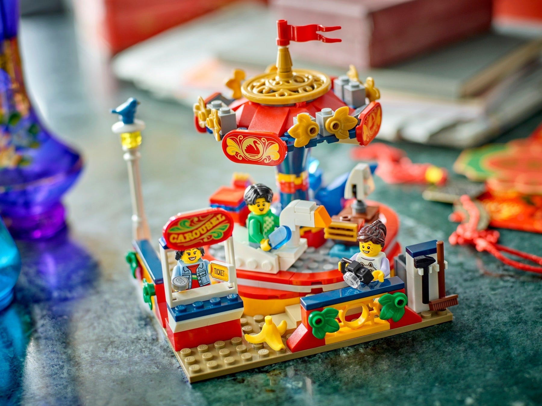Lego Creator Exclusive 40714 Carousel Ride - Auzzi Store