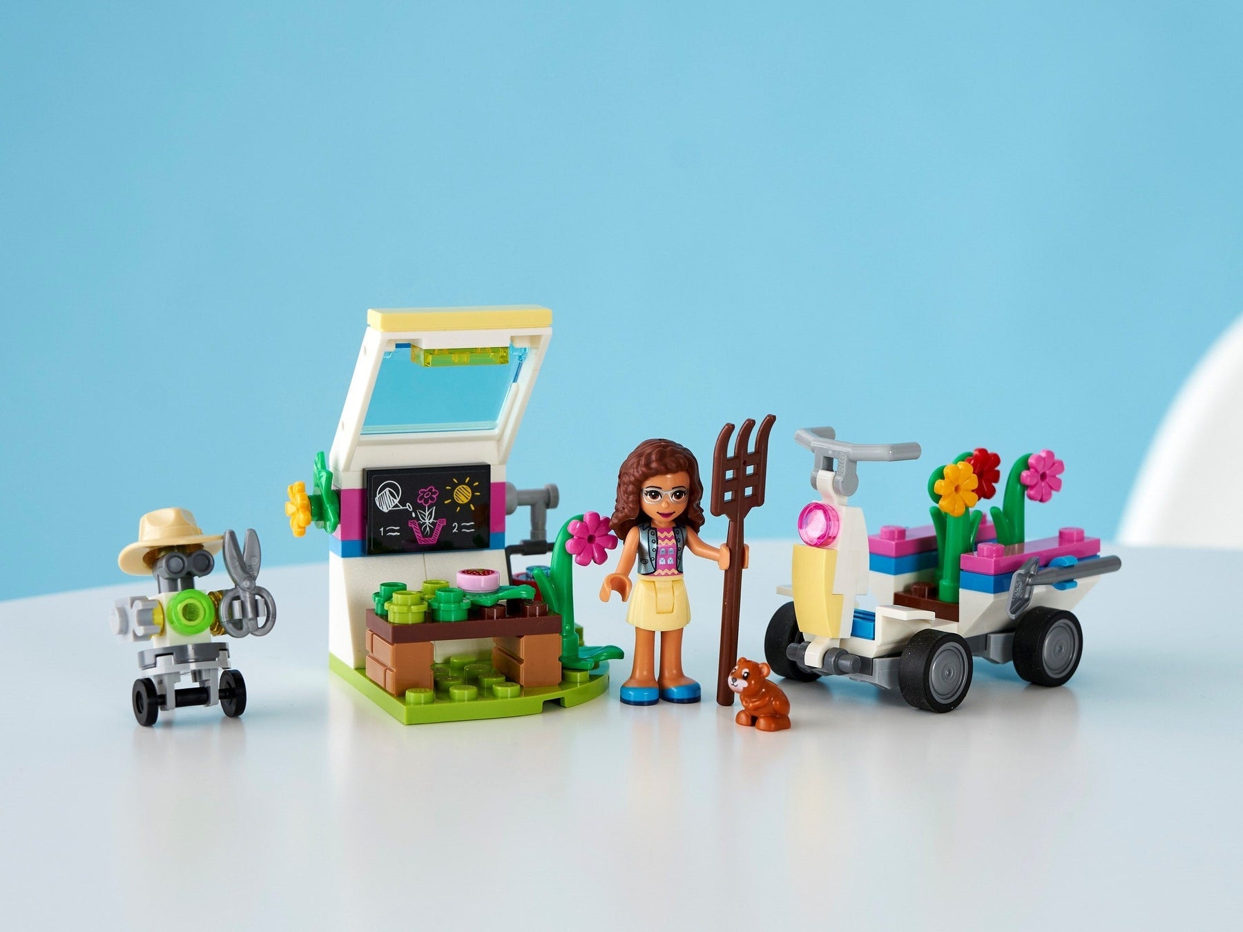 LEGO 41425 Olivia's Flower Garden Playset - Greenhouse & Truck - SuperSaverAU - view 2
