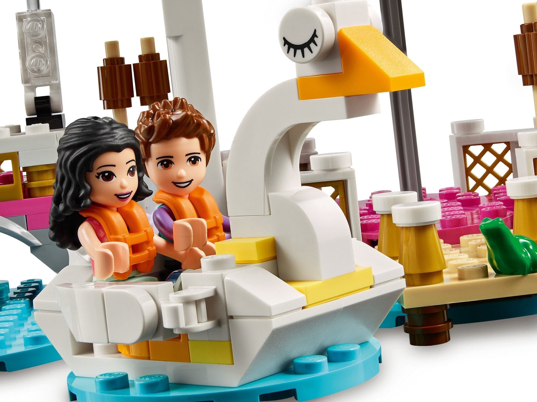 LEGO Friends 41447 Heartlake City Park - SuperSaverAU - view 6