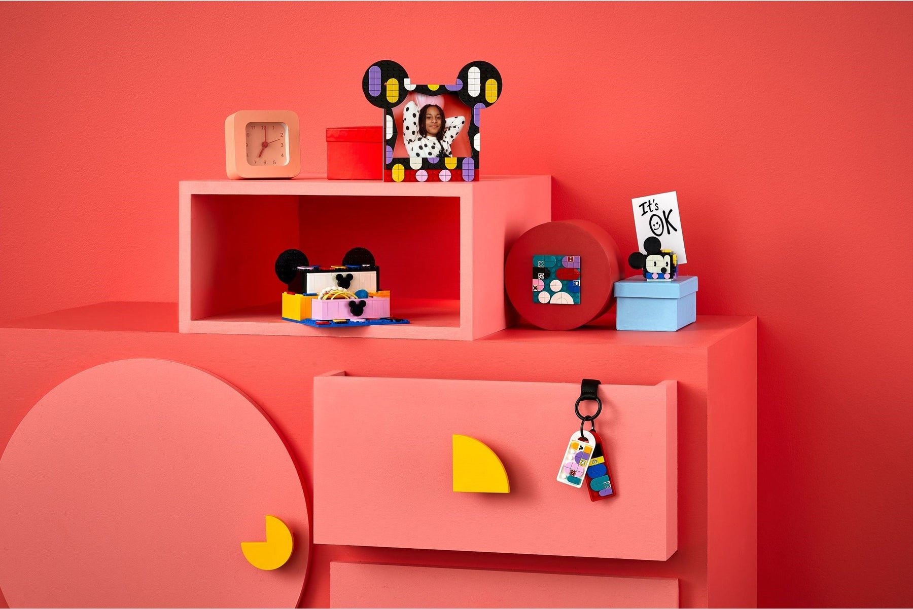 LEGO 41964 Mickey & Minnie Back-to-School DOTS Kit - SuperSaverAU - view 3