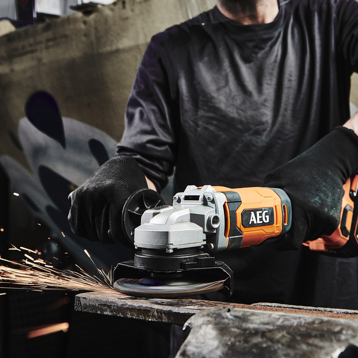 AEG 18V Angle Grinder Skin Only - 125mm - High Performance - Compact Design - SuperSaverAU - view 5
