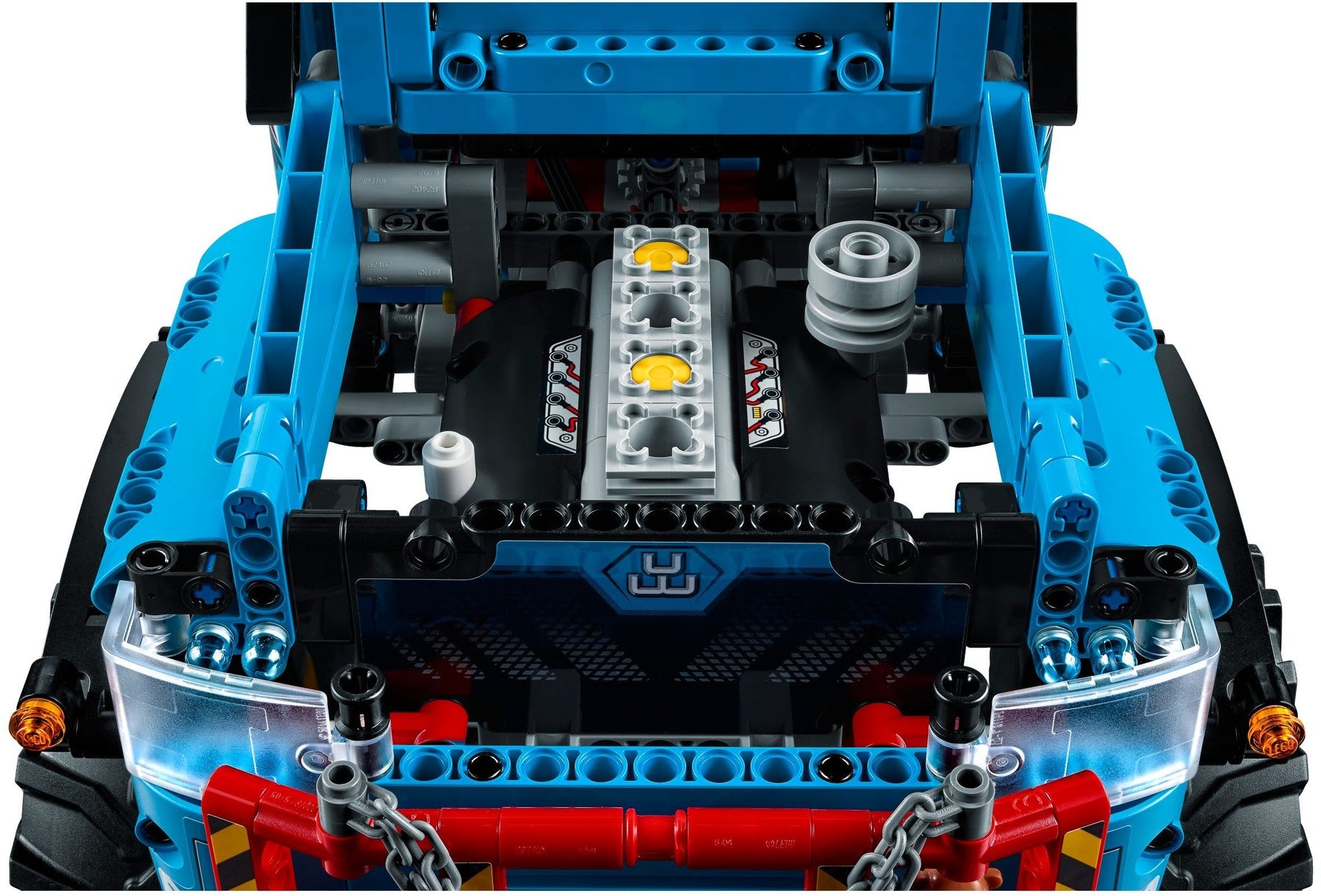 LEGO 42070 6x6 All Terrain Tow Truck RC 2-in-1 Technic - SuperSaverAU - view 5