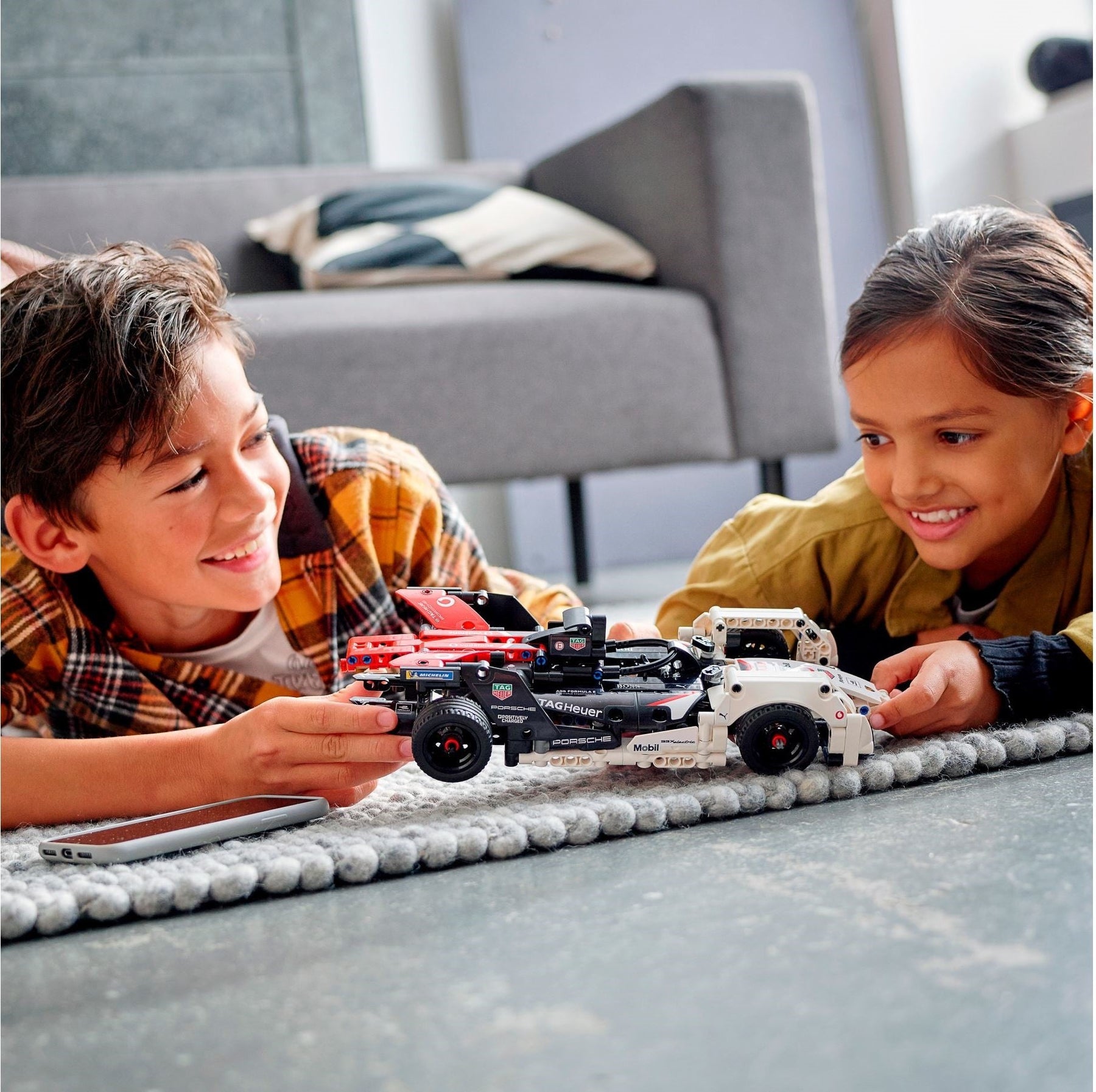 LEGO 42137 Technic Formula E Porsche 99X Electric Age 9+ - SuperSaverAU - view 7