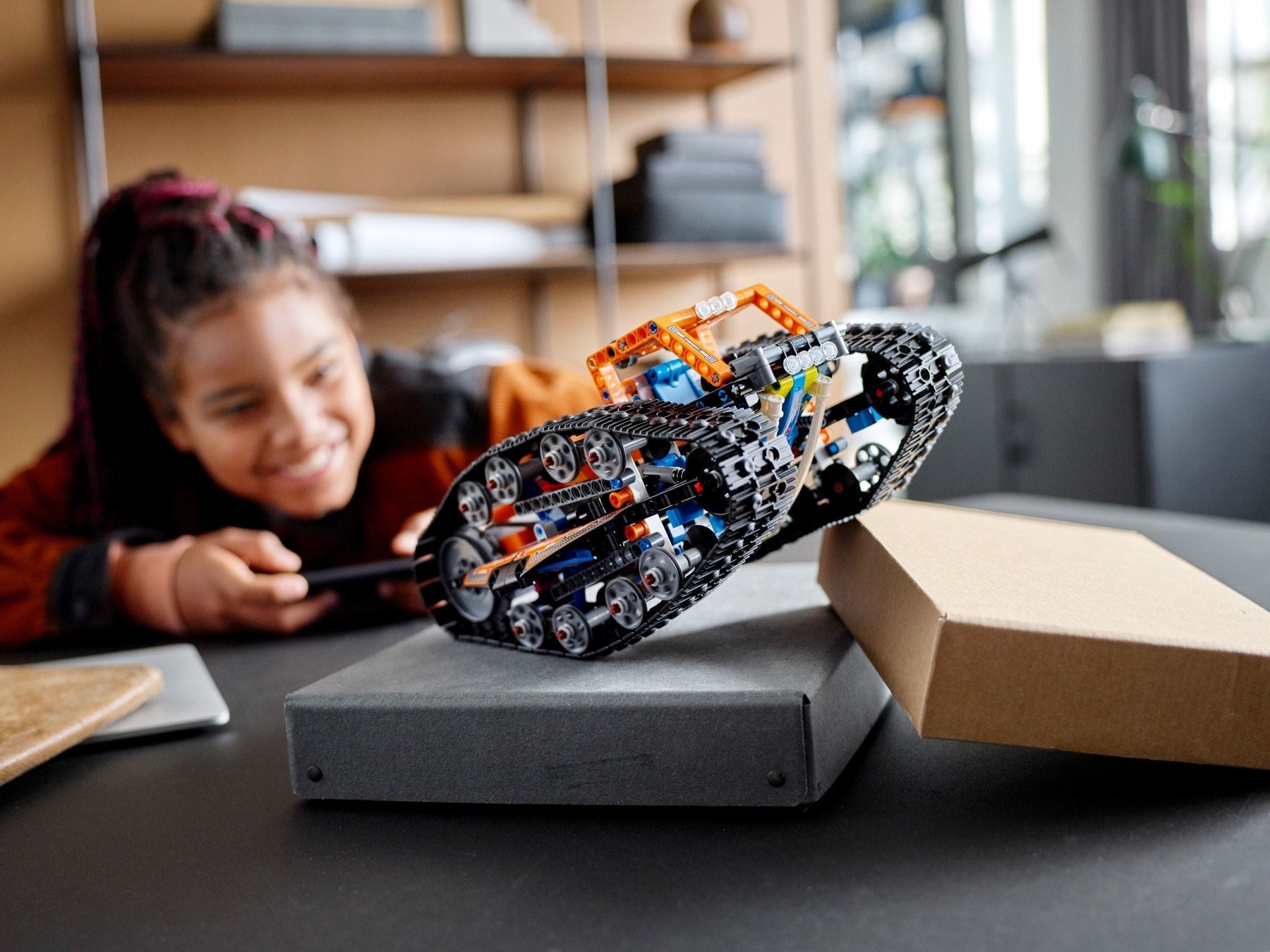 LEGO Technic Series 42140 App-Controlled Transformation Vehicle- Auzzi Store