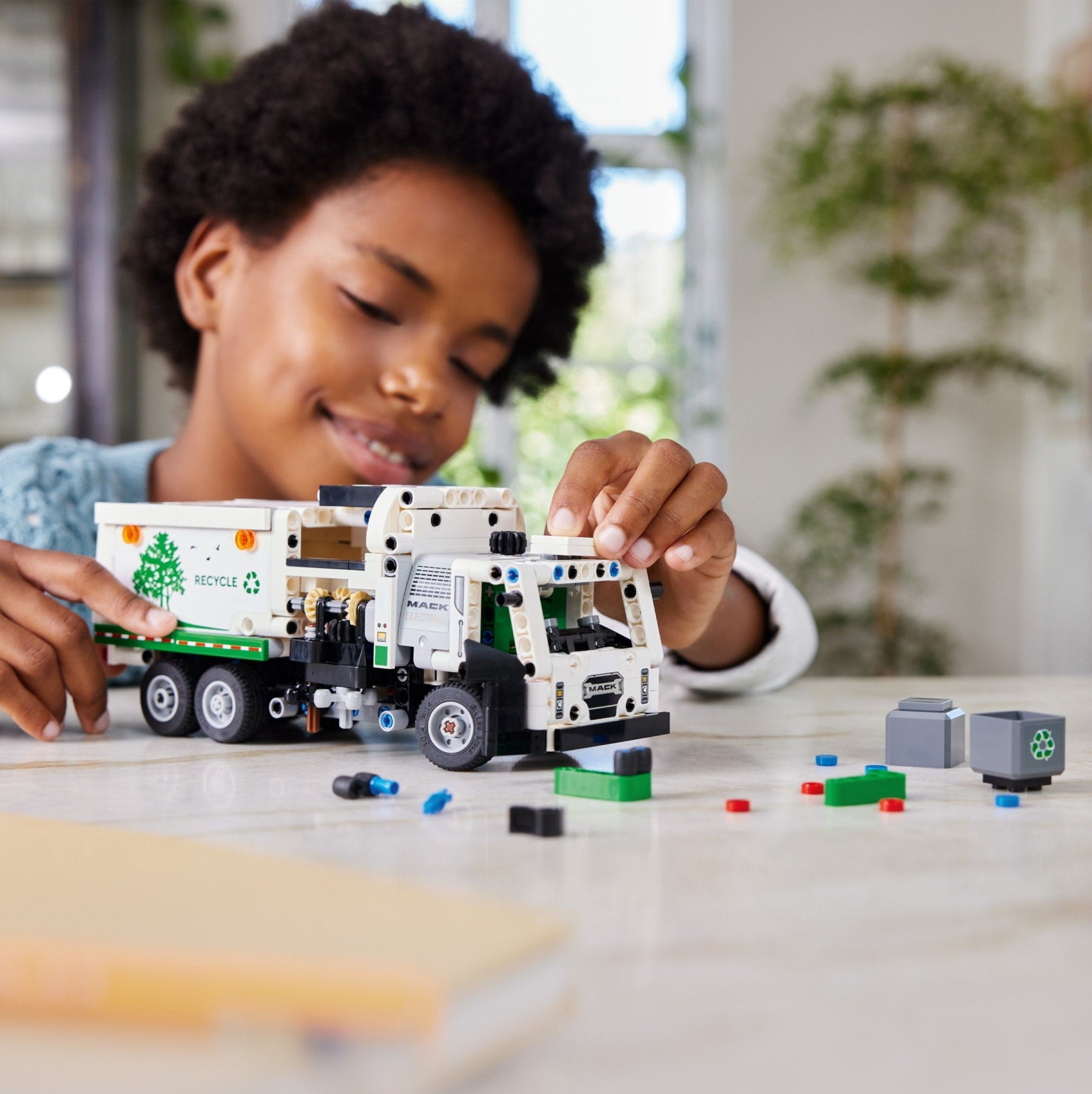 LEGO Technic Series 42167 Mack® LR Electric Garbage Truck- Auzzi Store