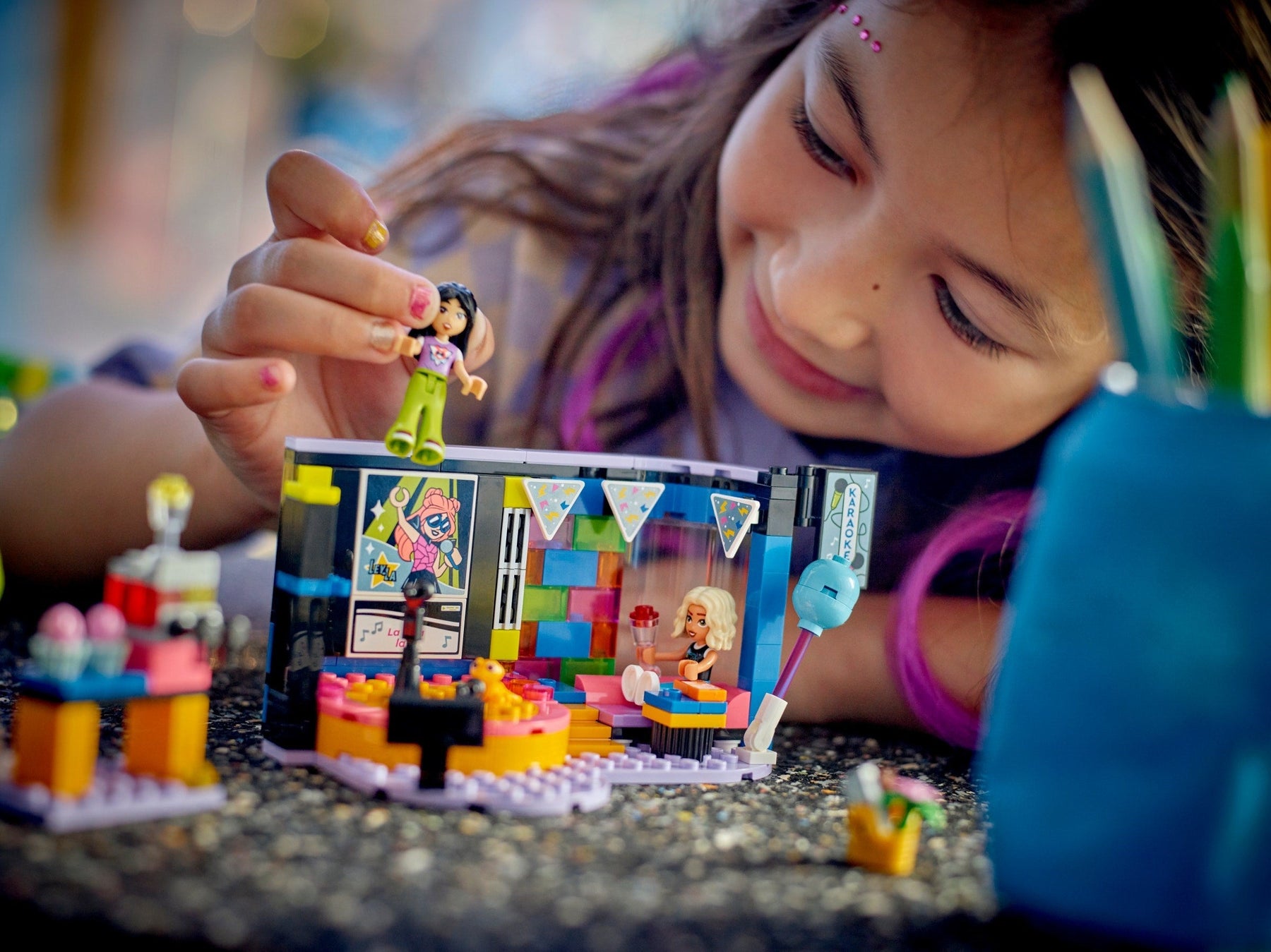 LEGO Friends Karaoke Music Party 42609 - SuperSaverAU - view 2