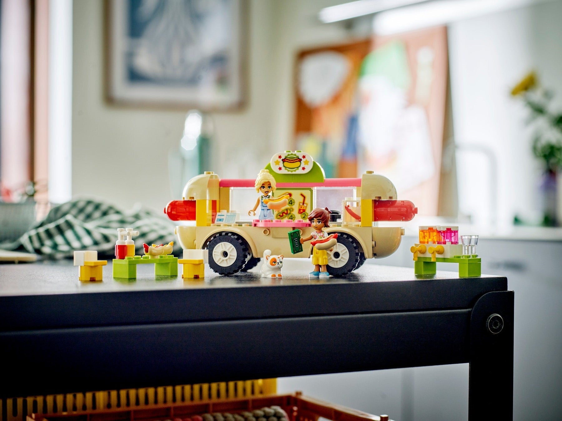 LEGO Friends 42633 Hot Dog Food Truck - SuperSaverAU - view 4