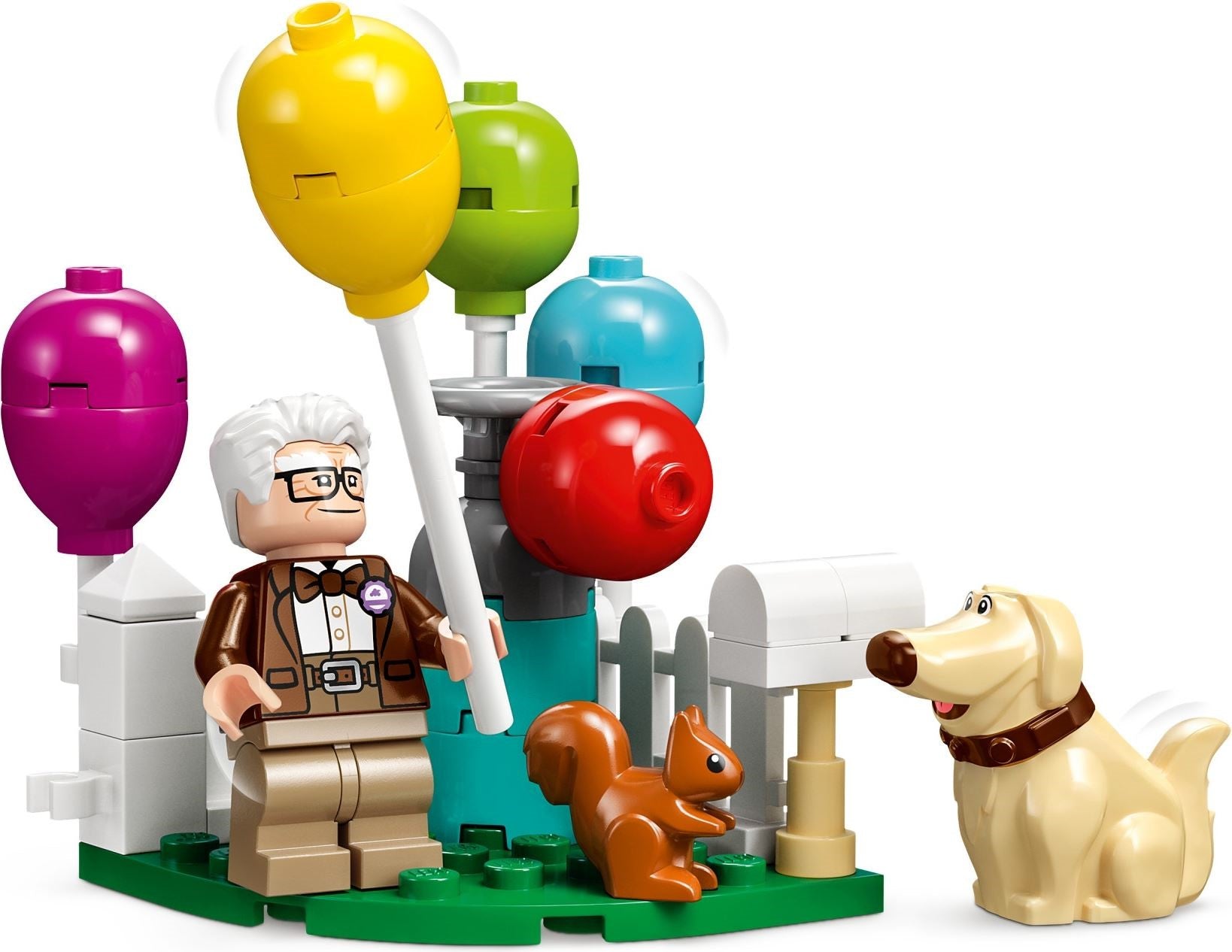 LEGO 43217 Up House – Disney Pixar Balloon House Playset - SuperSaverAU - view 3