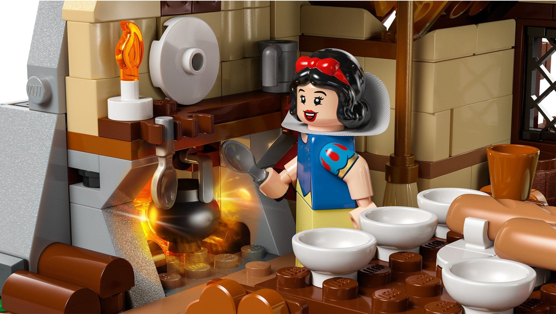 LEGO Disney Series 43242 Snow White and the Seven Dwarfs' Cottage- Auzzi Store