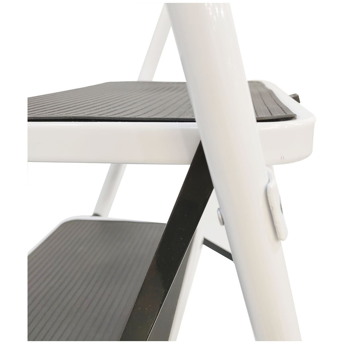 L.T. Williams 3 Step Ladder - White Powder Coated Steel - 150kg Load Capacity - 9756
