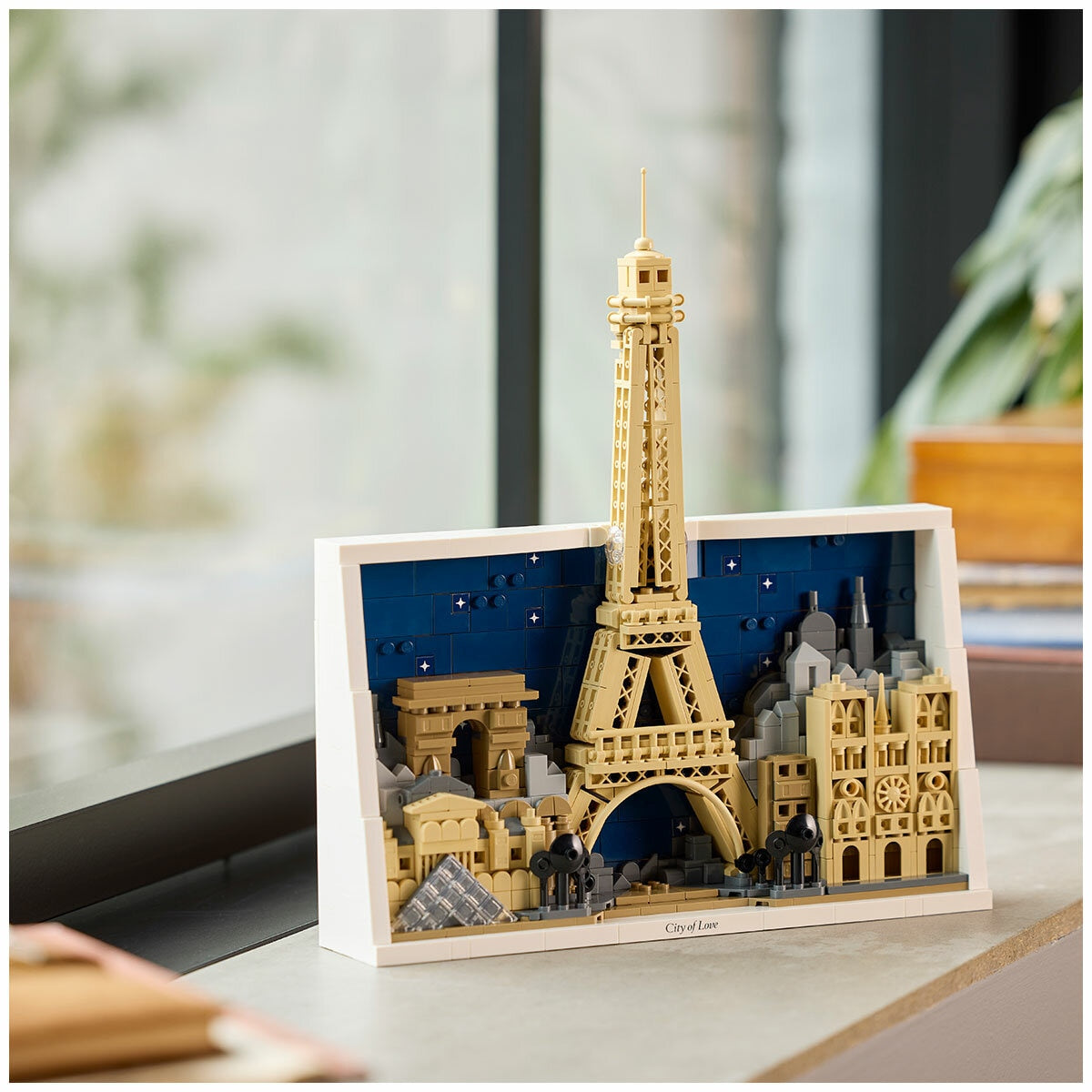 LEGO Architecture Paris - City of Love 21064