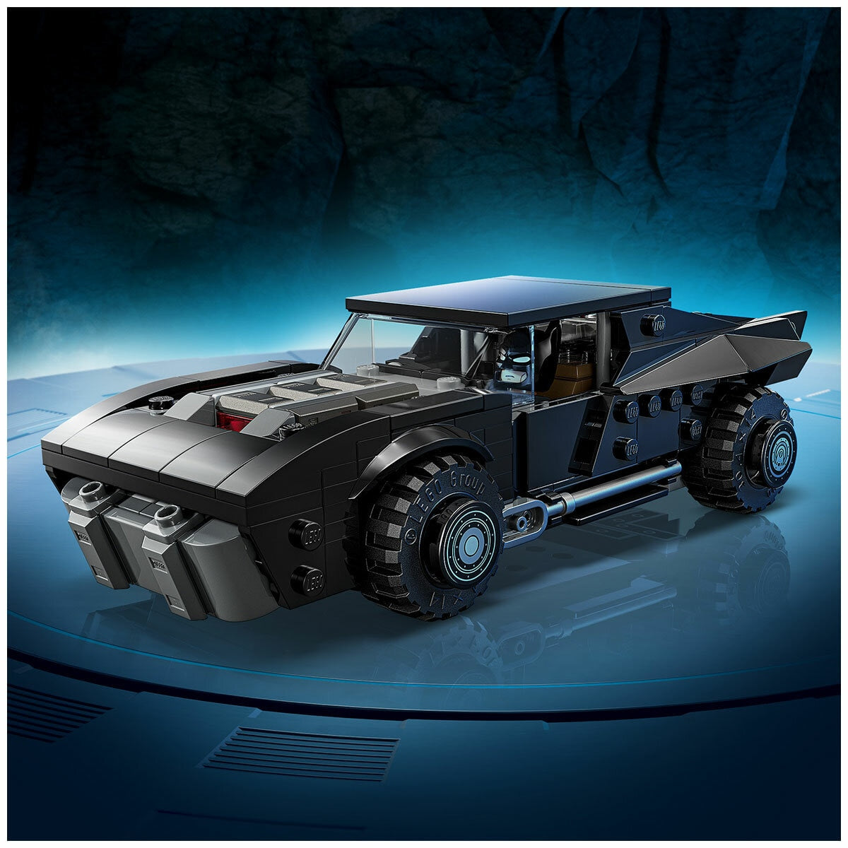 LEGO Super Heroes DC The Batman Batmobile 76332