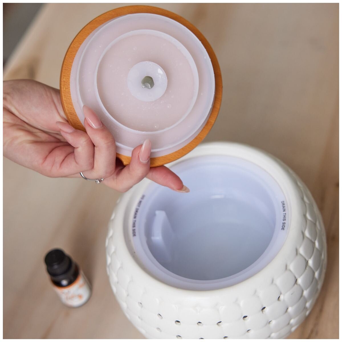 HoMedics Ellia Cadence ultrasonic WiFi diffuser - 200ml tank, app control, 10 hour runtime - ARM-950WT-AU