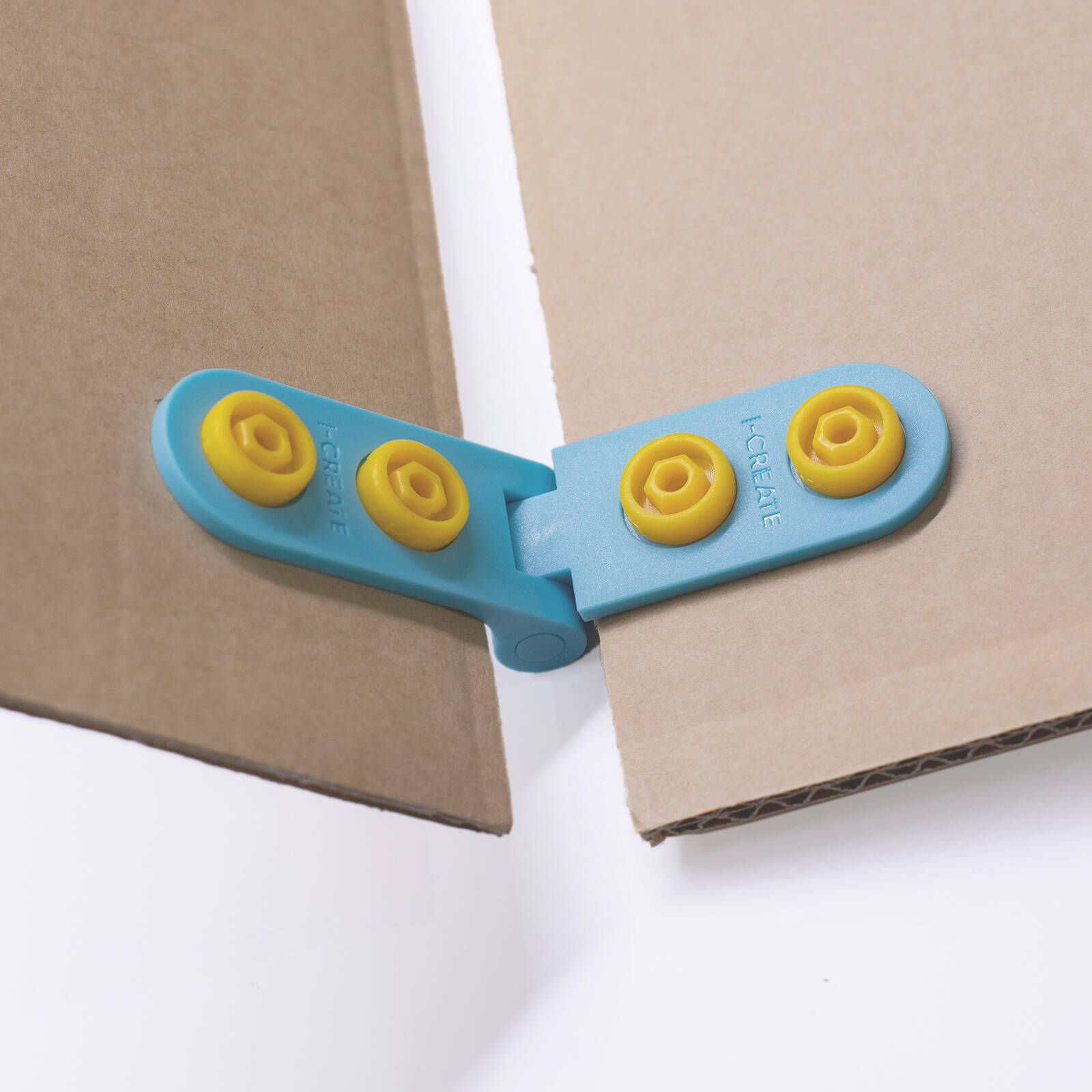 I-Create Blue Hinges, 2 Piece for Cardboard Creations