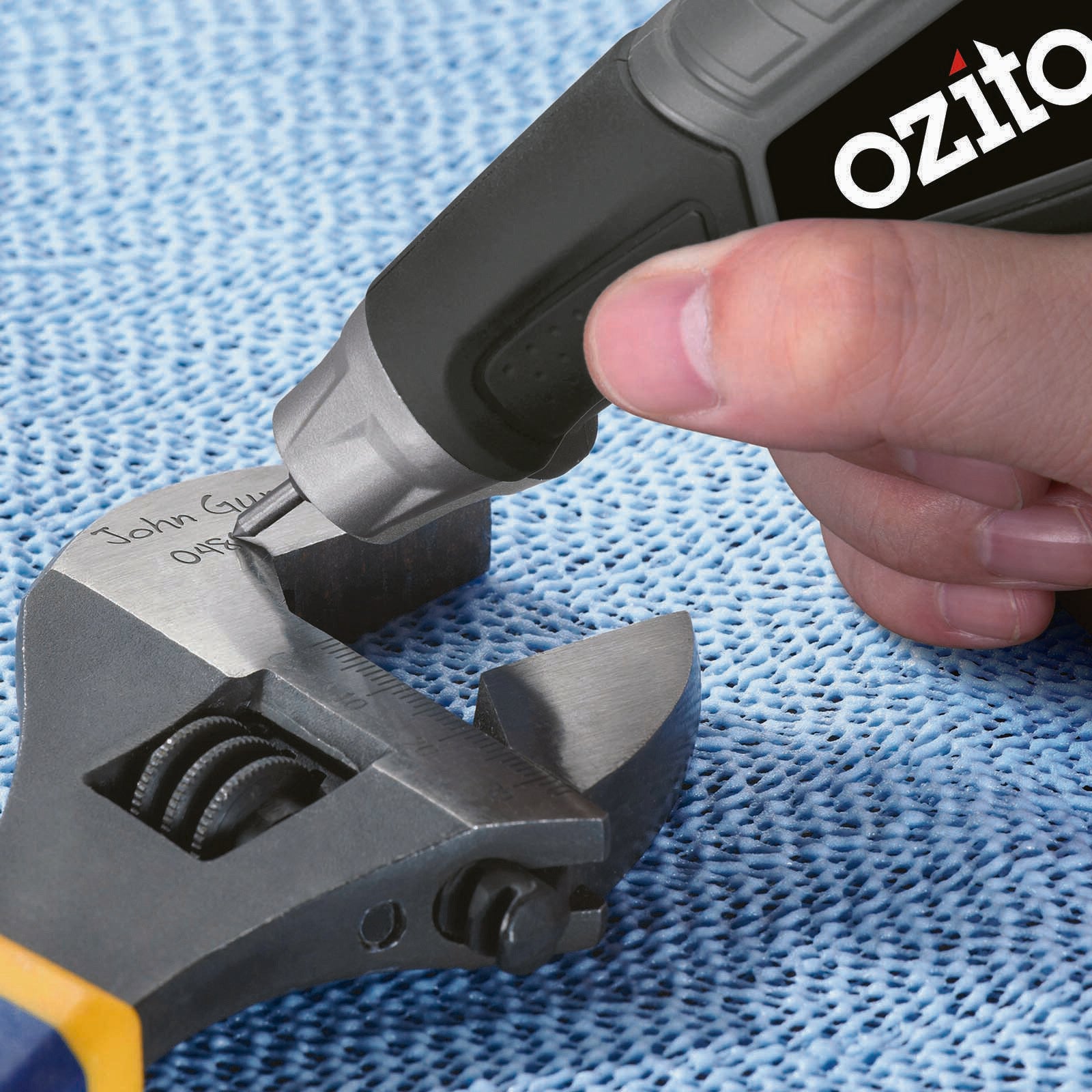 Ozito 15W Electric Engraver EGR-2050, 6000 RPM, 5 Position Stroke, 240V