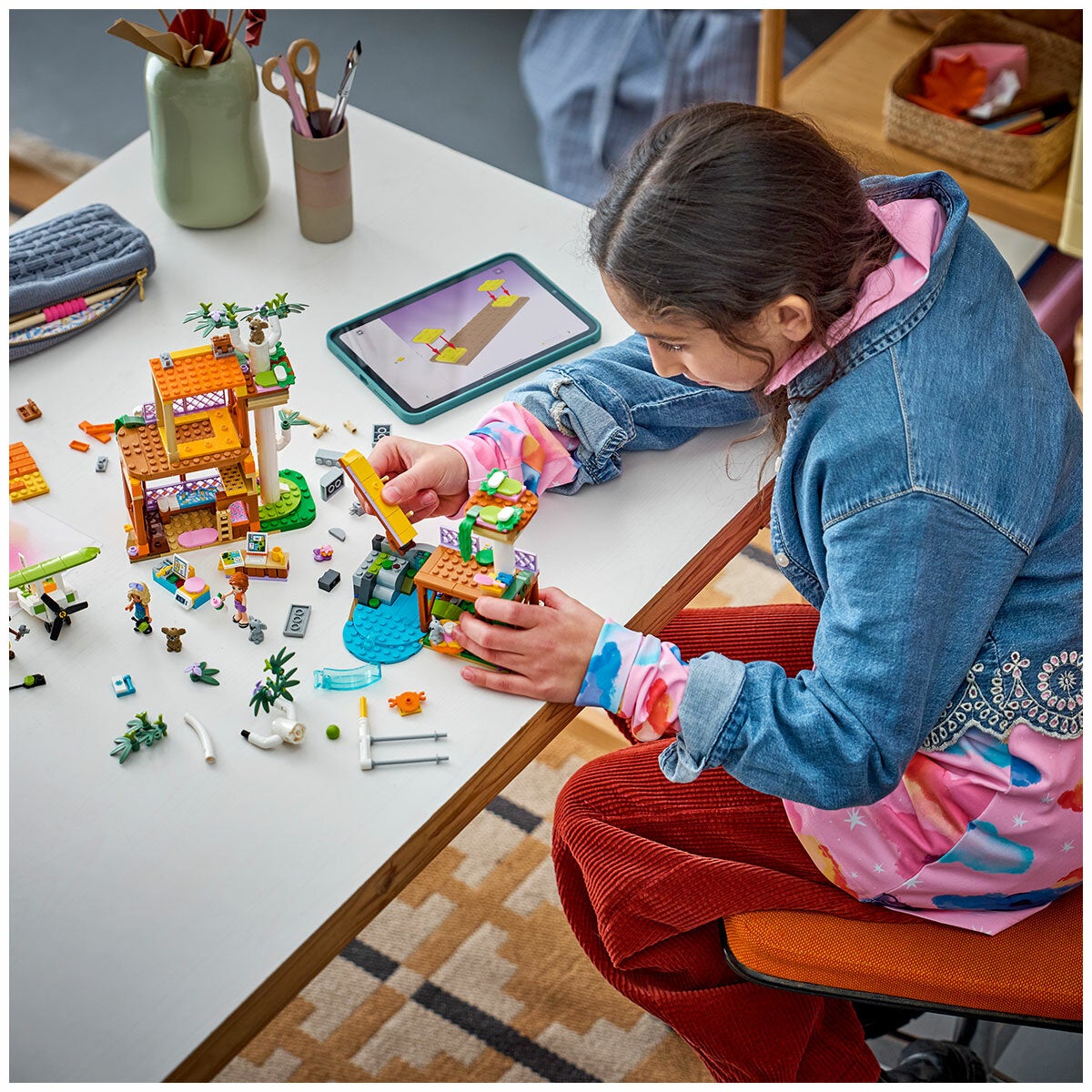 LEGO Koala Habitat and Care Centre Friends Vet Playset Ages 7 Plus 42701 — image 2