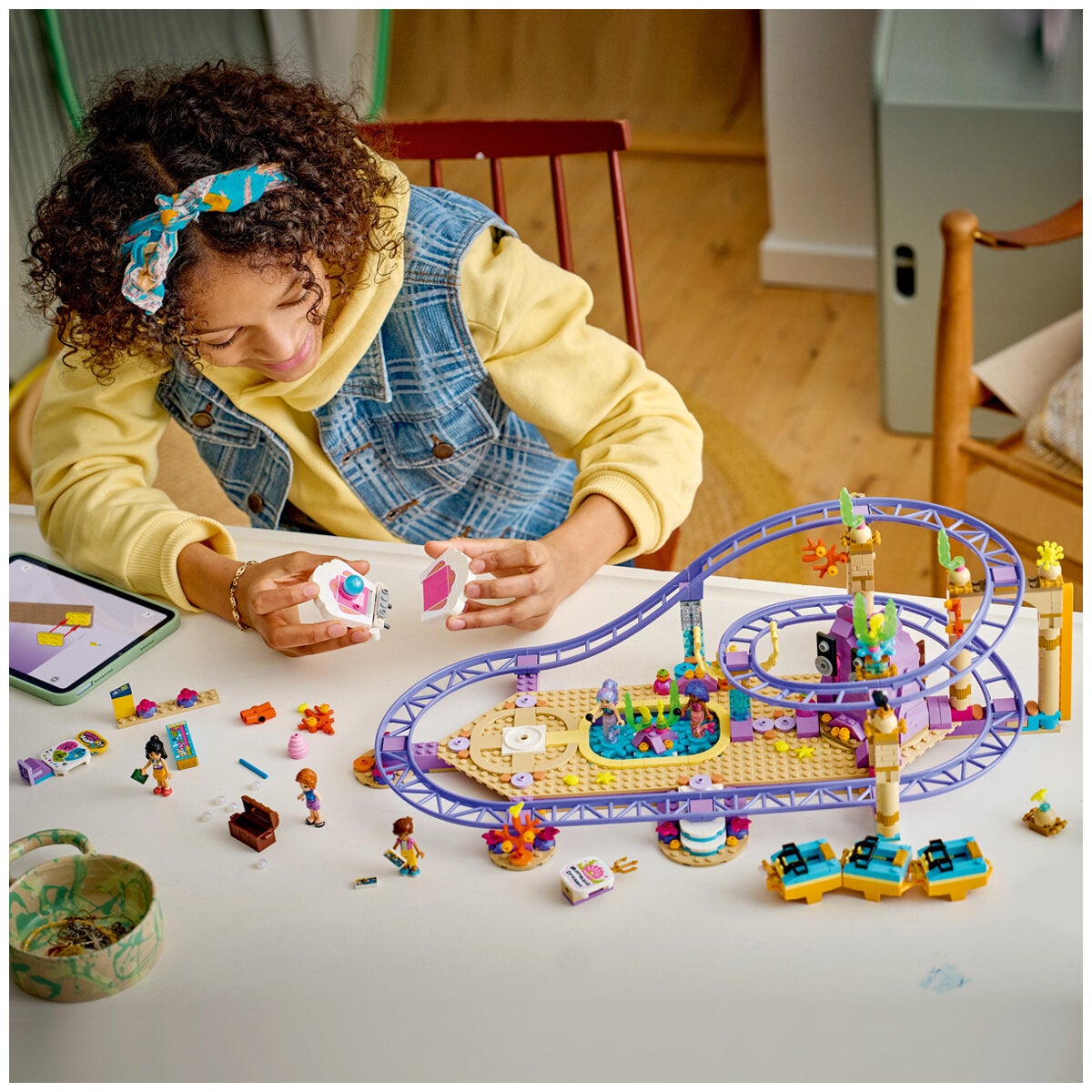 LEGO Mermaid Roller Coaster Ride Friends Construction Toy 864 Pieces 42703 — image 8