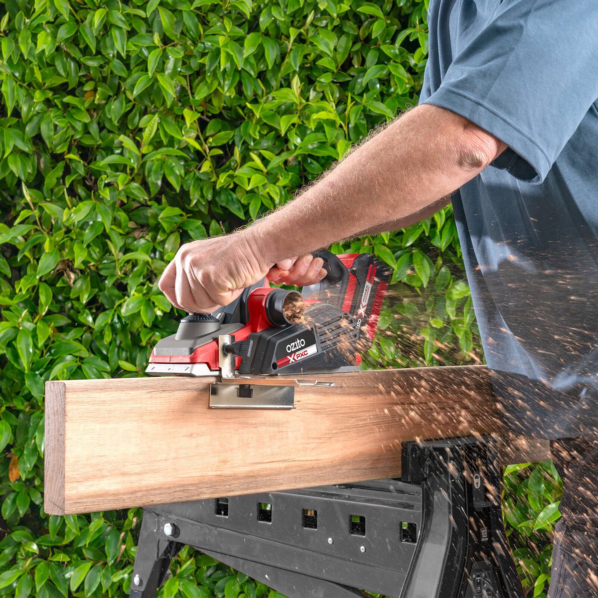 Ozito PXC 18V Brushless 82mm Cordless Planer Skin Only PXBPLS-082