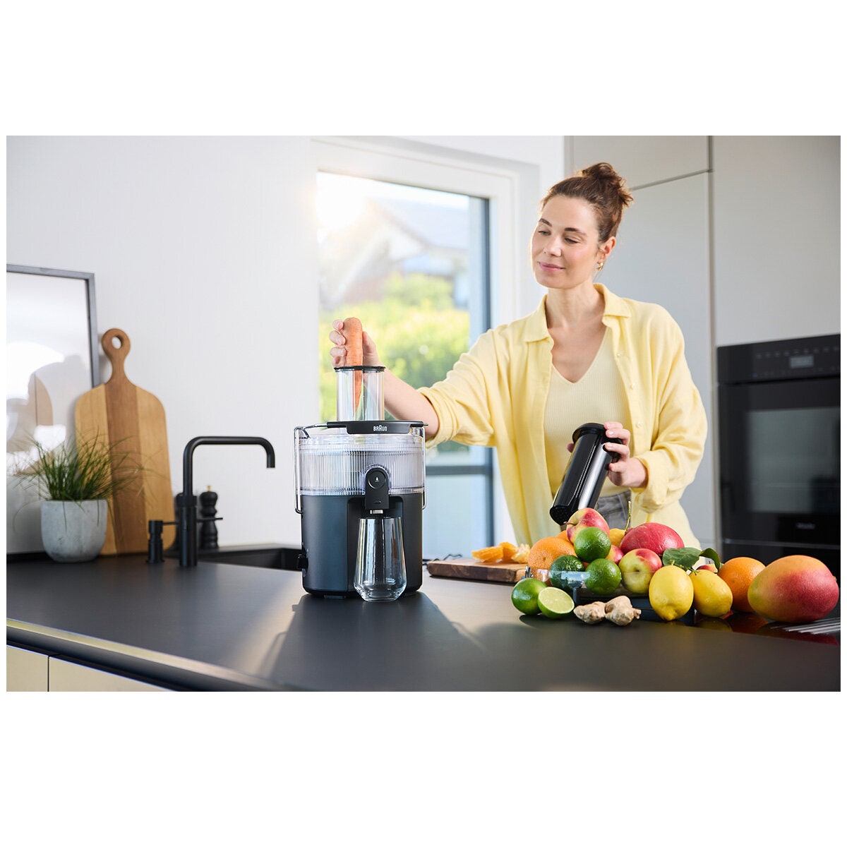 Braun MultiJuice5 Spin Juicer 800W - FastXtract, ColdXtract, 75mm Chute, 1.5L Pulp Bin - SJ5000