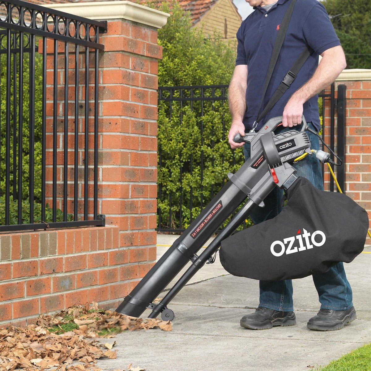 Ozito 2400W Corded 3-in-1 Blower Vacuum Mulcher with Bag, Variable Speed BLV-2401