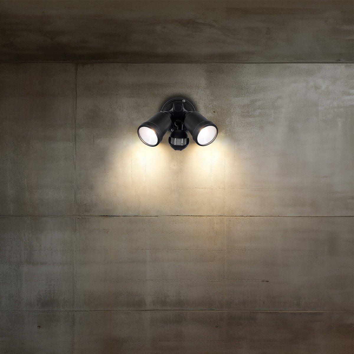Brilliant Raptor III Black Twin LED Security Light 20W Motion Sensor Outdoor 22605/06