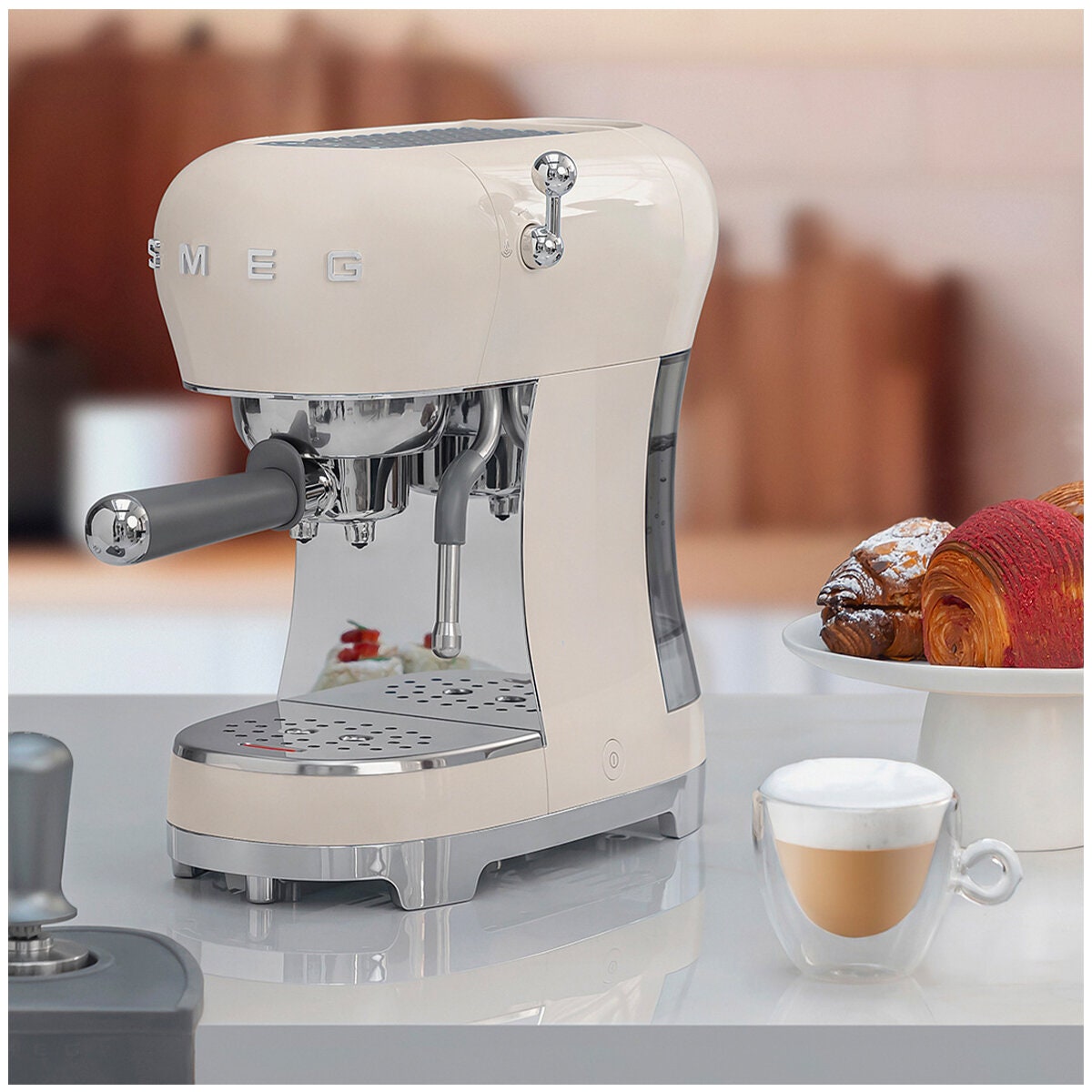 Smeg 50s Style Espresso Coffee Machine - 15 Bar, ThermoBlock, Steam Wand, Cream - ECF02CRAU