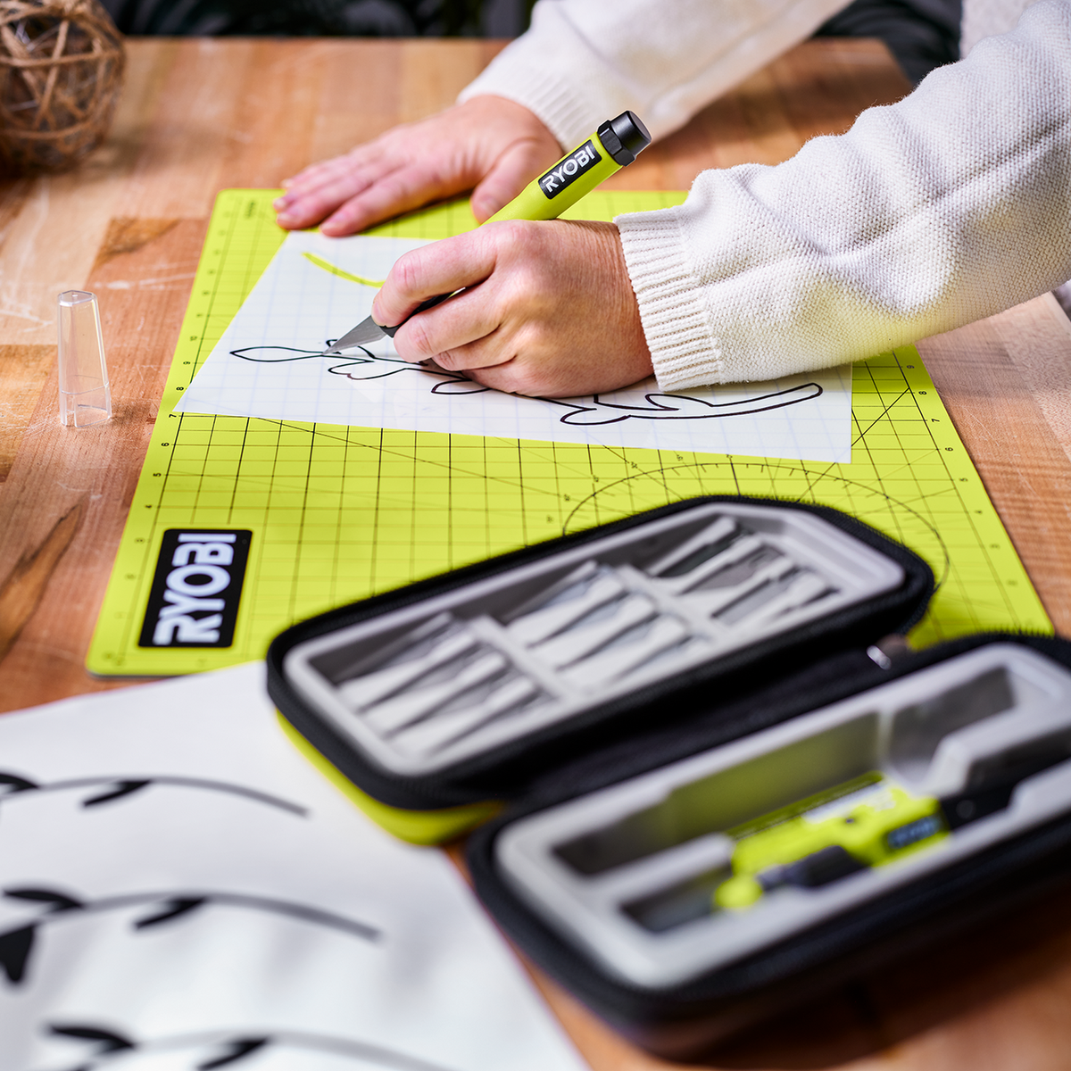 Ryobi 14 Piece Hobby Knife Set - Quick Change & 2-in-1 Knives - 24mm x 28mm x 292mm - SuperSaverAU - view 3
