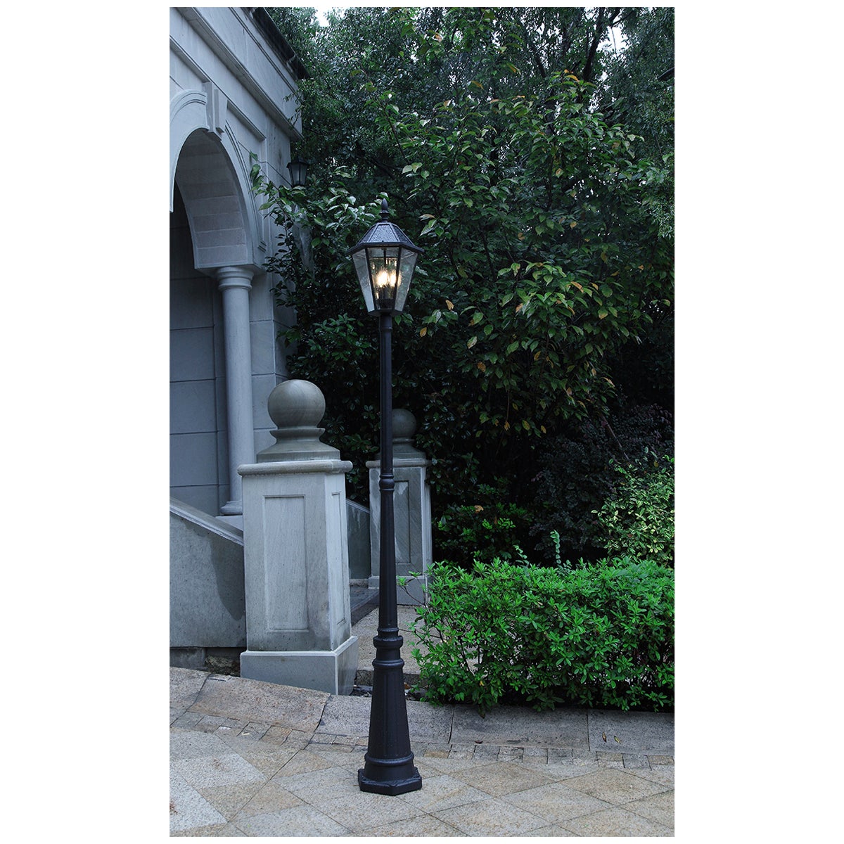Lutec Solar Powered Garden Post Lantern LED Outdoor Lighting 12513LE-SL — image 6
