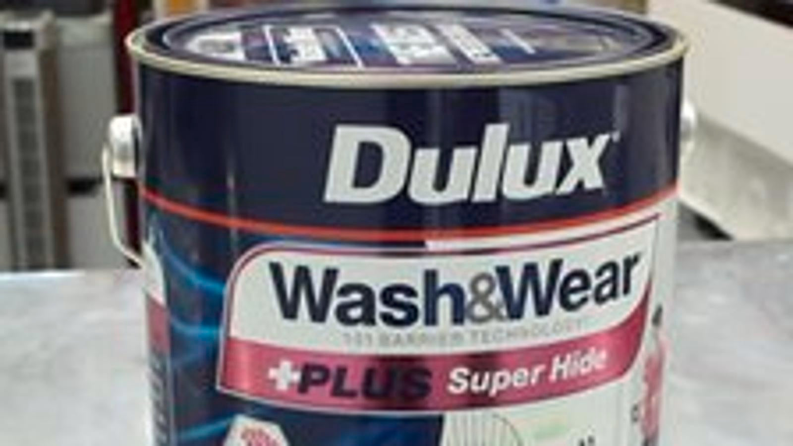 Dulux Wash&Wear +PLUS Super Hide Interior Paint 4L Low Sheen Strong White