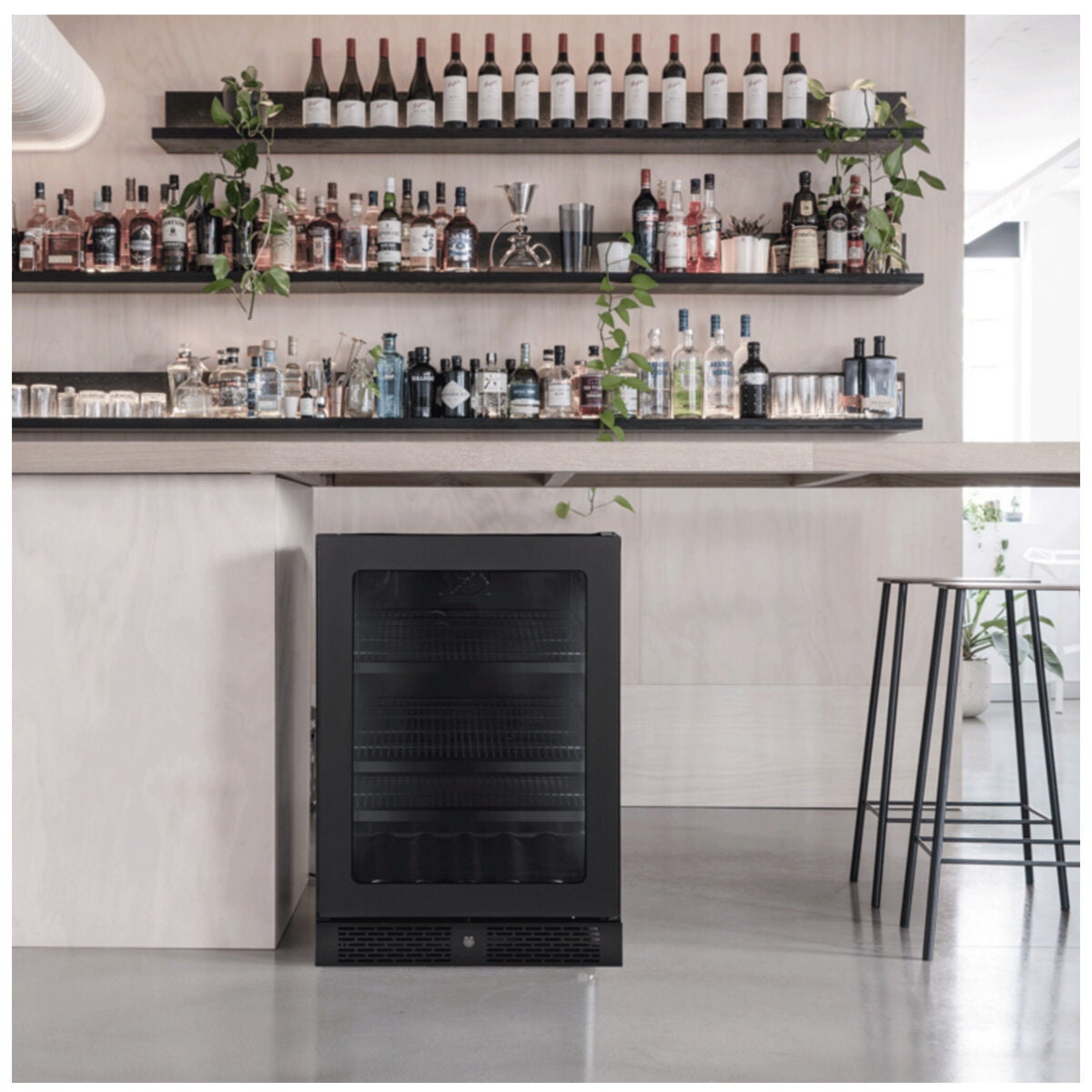 Artusi 146L beverage centre - black smoky glass door, frost free, holds 127 cans - ABC142BV