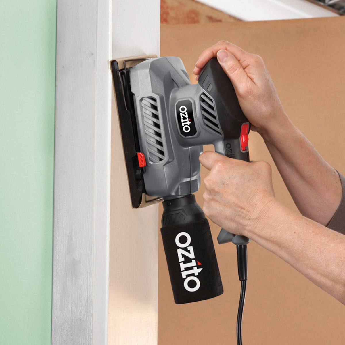 Ozito 150W 1/3 Sheet Finishing Sander TSS-3100 - 11000rpm, Dust Bag, Lock-On Button