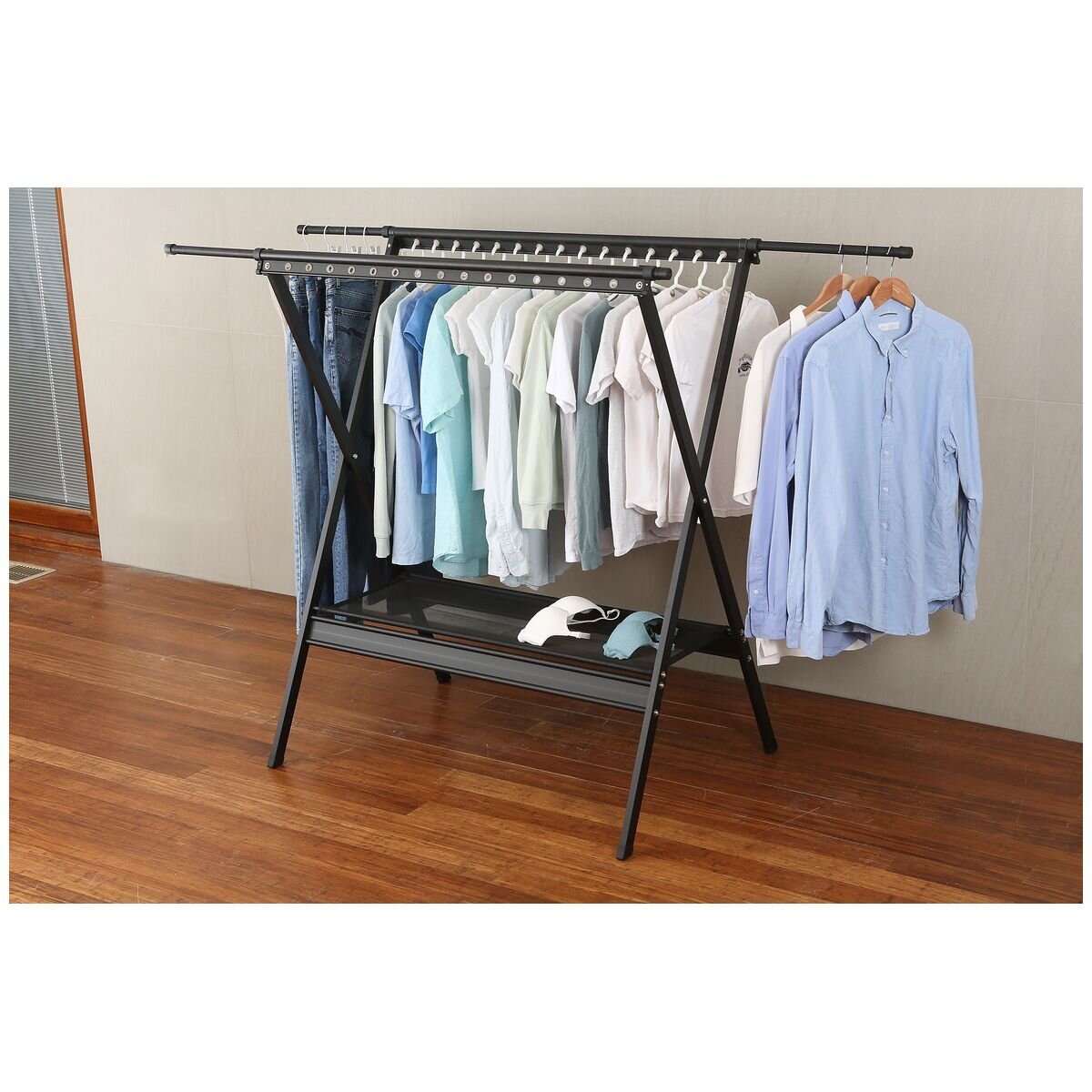 L.T. Williams Large Extendable Hanger Airer - 30 Hanger Holes, Extends to 200cm, Black - 4669