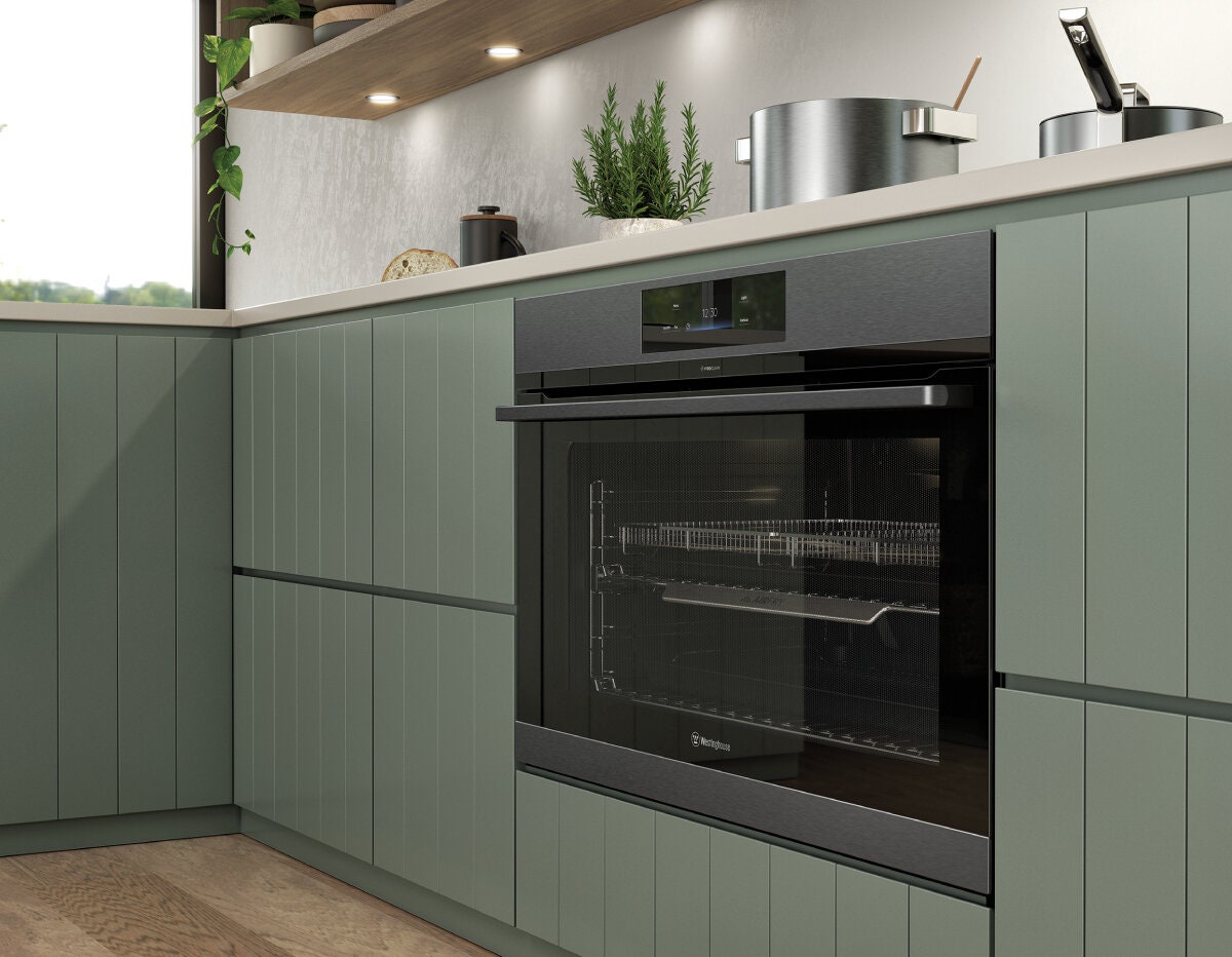 Westinghouse 90cm Pyrolytic Oven - 125L Gross, 17 Functions, AirFry, EasyBake Steam - WVEP9917DD