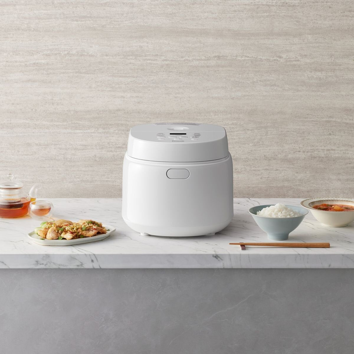 Panasonic Premium 10-cup rice cooker - 10 auto menus, Binchotan charcoal-coated pot, white - SR-DL184WST