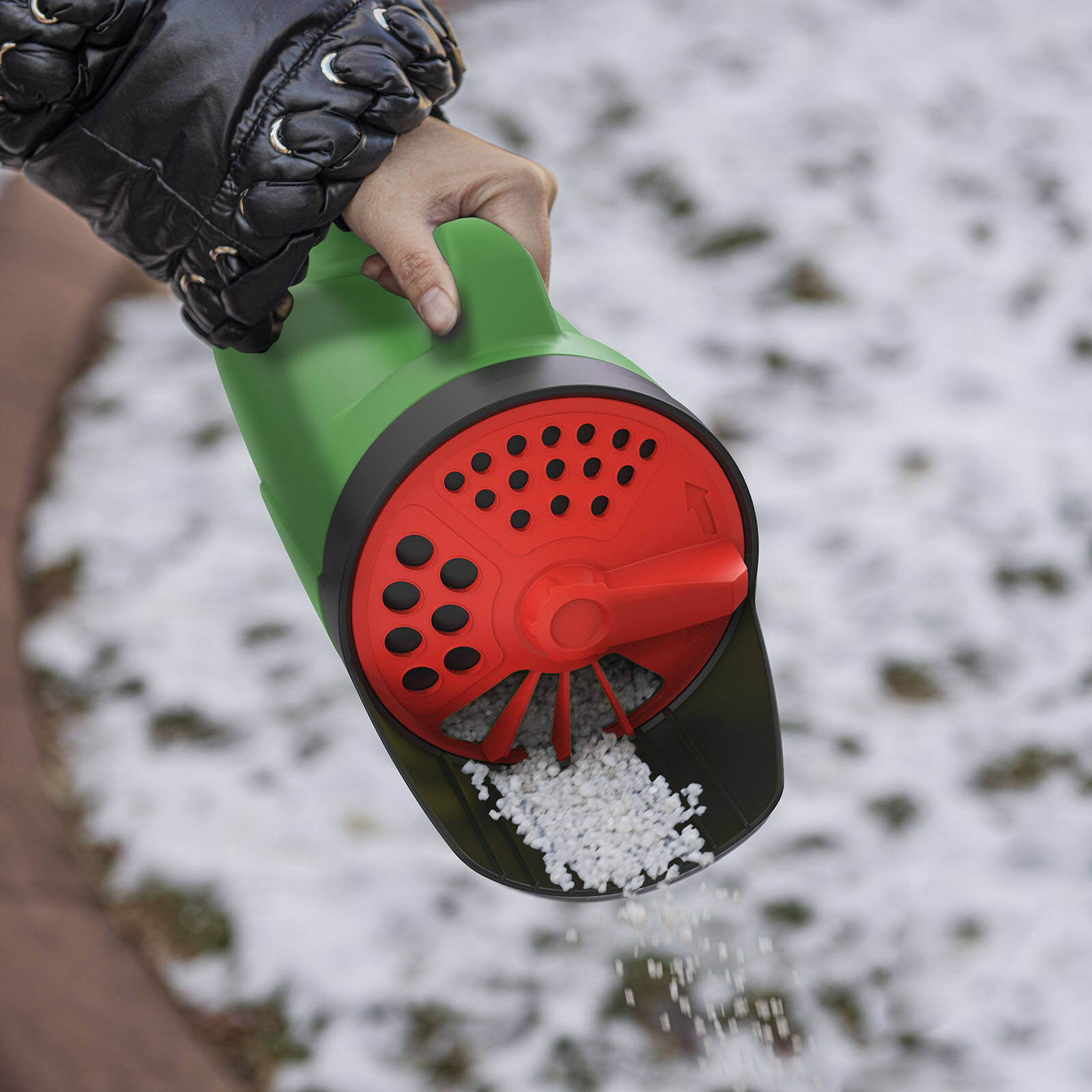 Garden Basics Spot Shaker Seed and Fertiliser Distributor