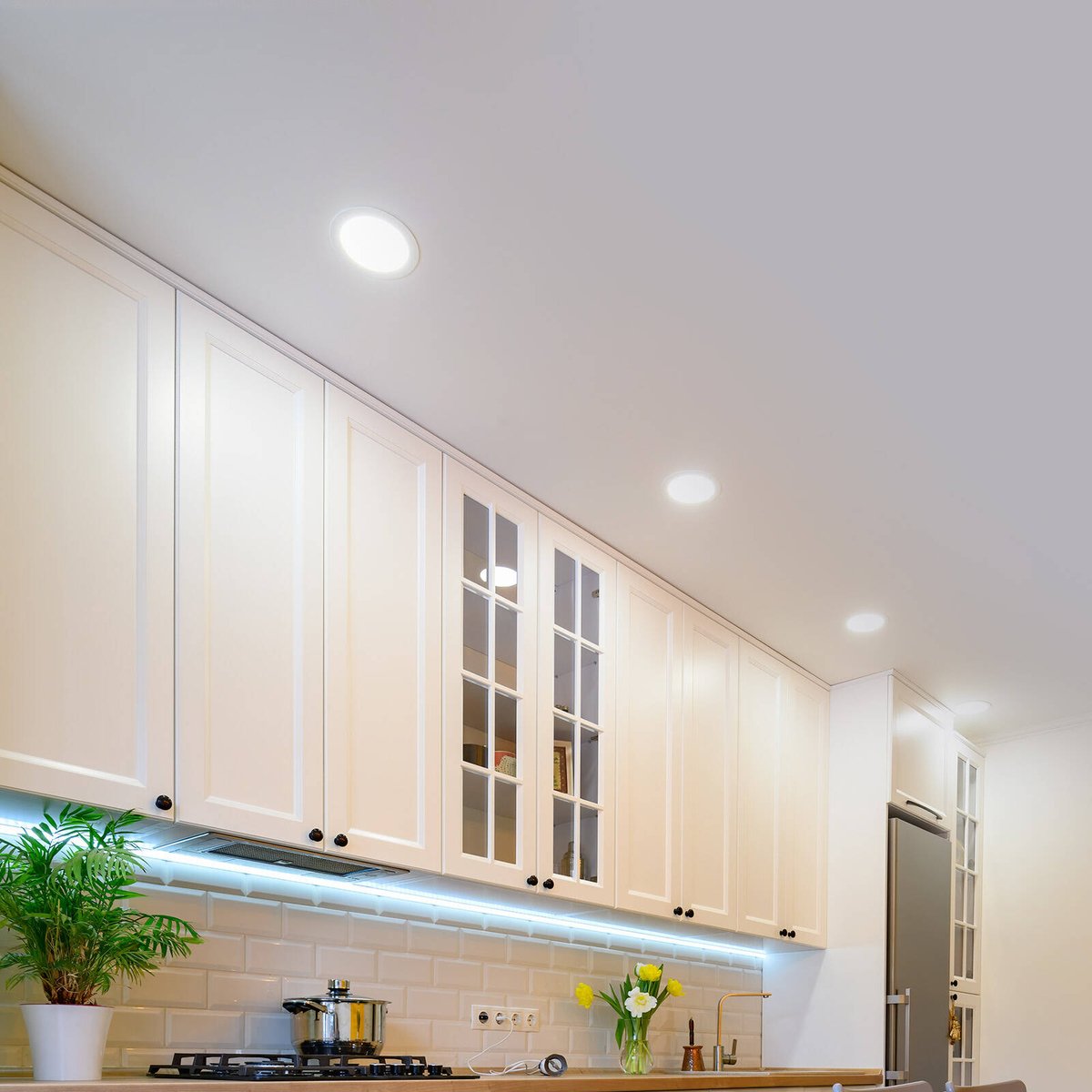 Arlec 9W Tri-Colour Dimmable LED Downlight with Plug Bases 5 Pack ALD295P5RV