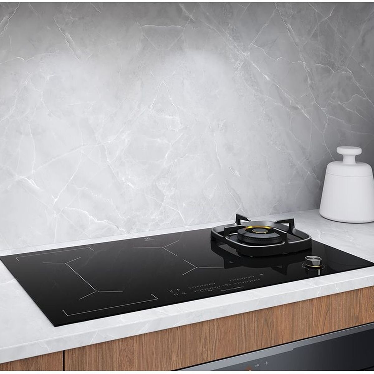 Electrolux 90cm dual fuel cooktop - 4 induction zones, 24MJ wok burner, Hob2Hood - EHH957BE
