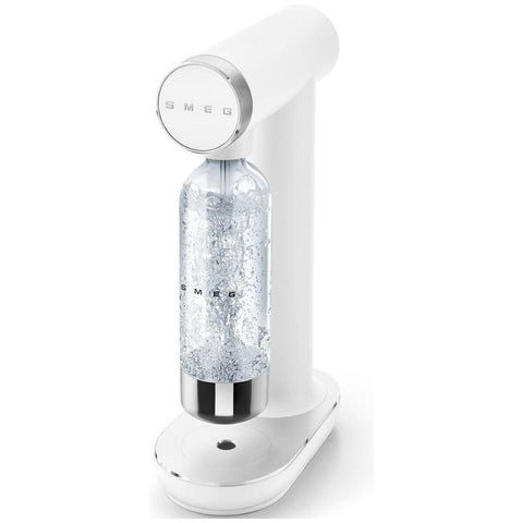 Smeg soda maker - White, electricity-free operation, Tritan Renew bottle, front knob control - SKC01WHMAU